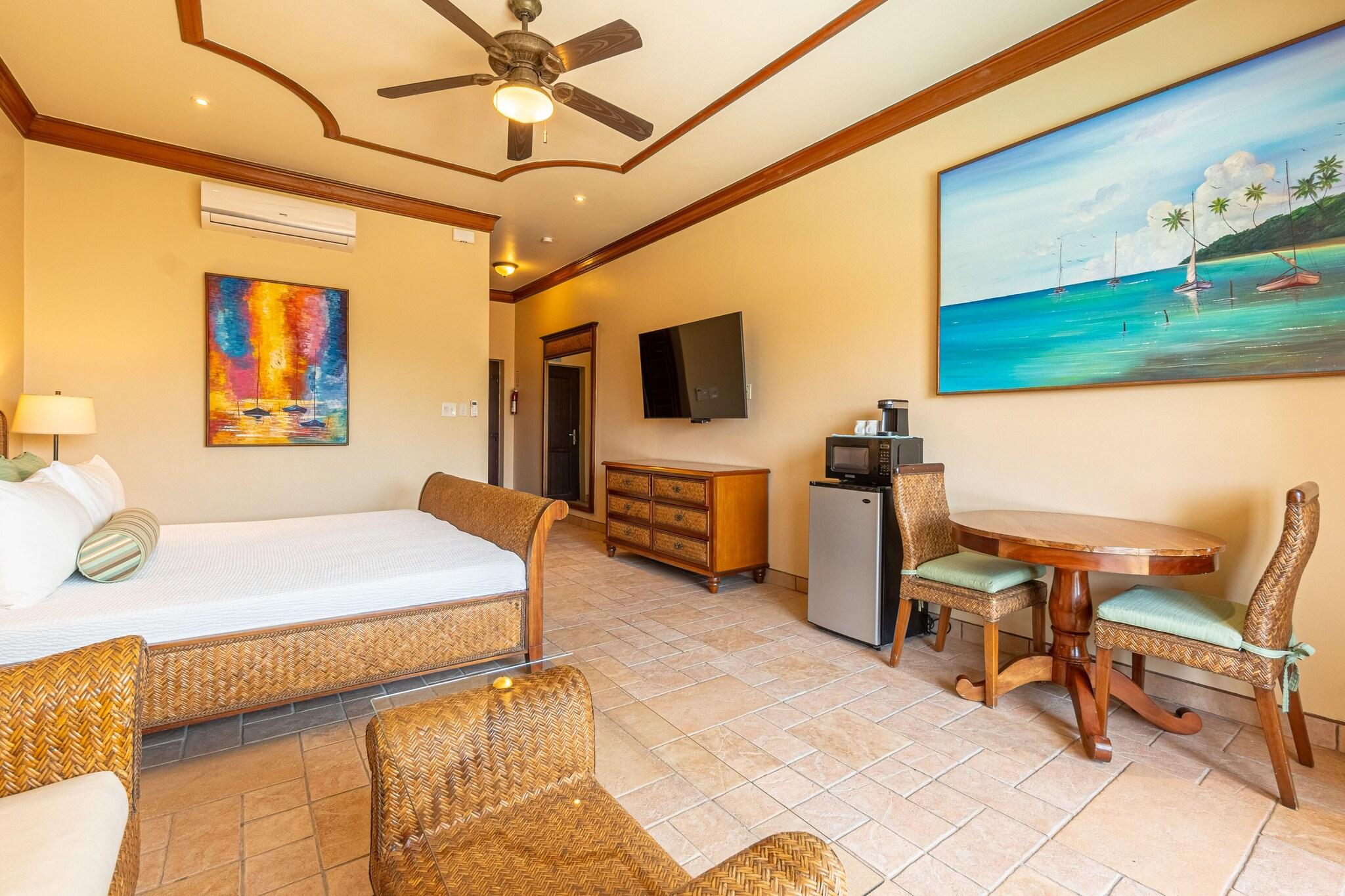 Studio Pool View King Bed