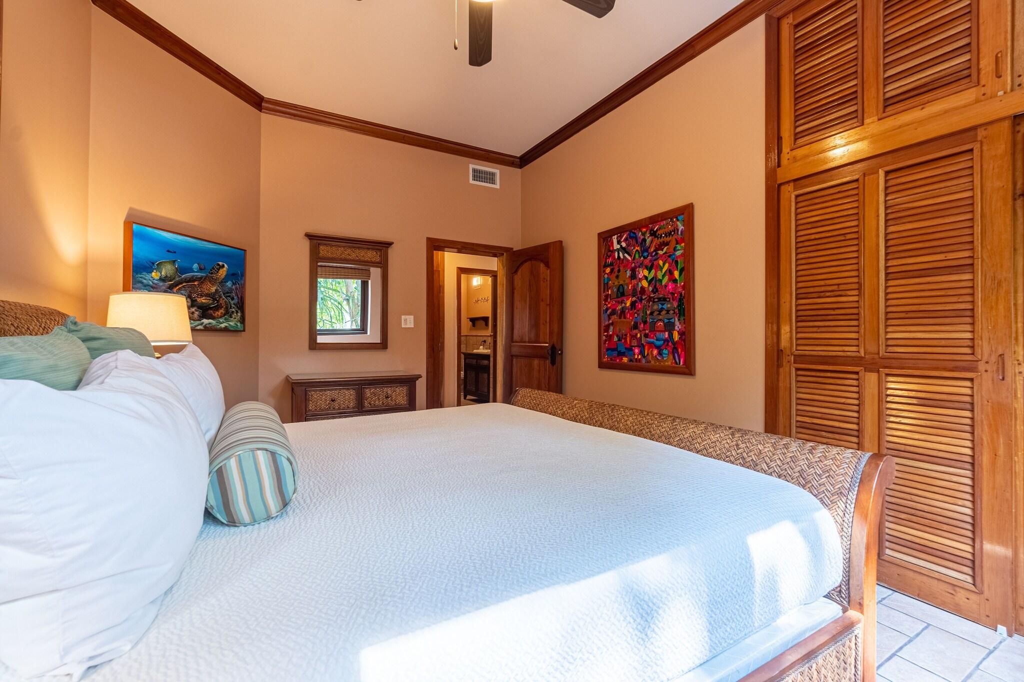 Suite Sea View King Bed