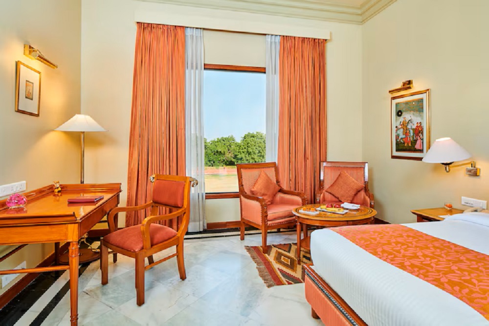 Double or Twin Deluxe