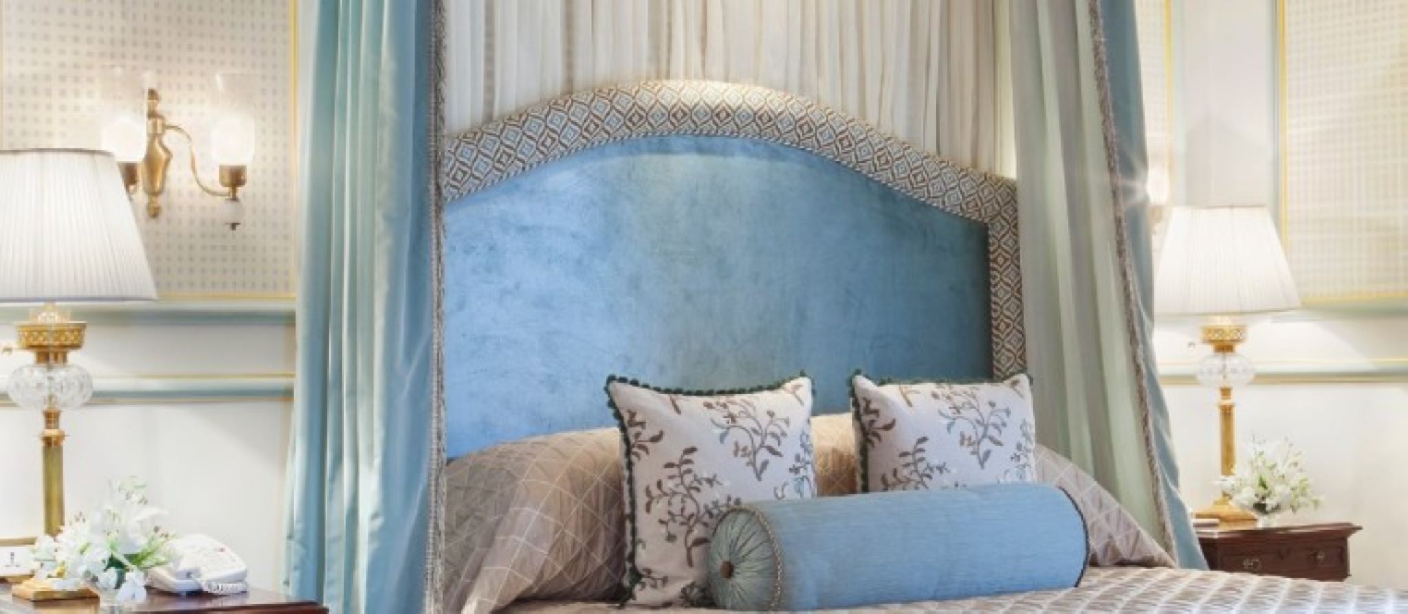 Suite City View King Bed