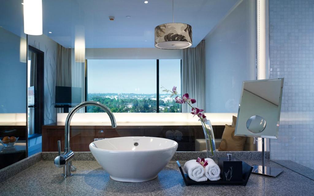 Suite Executive City View