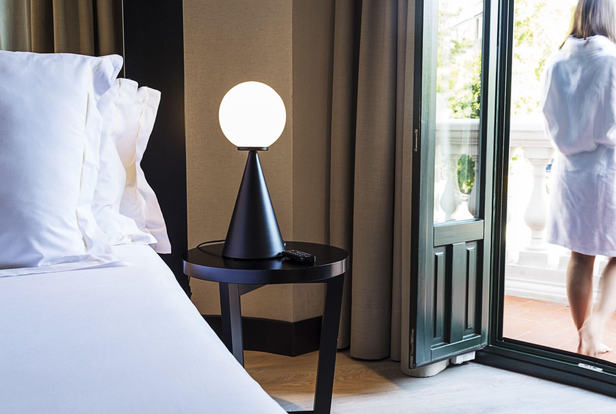 Double Premium King Bed