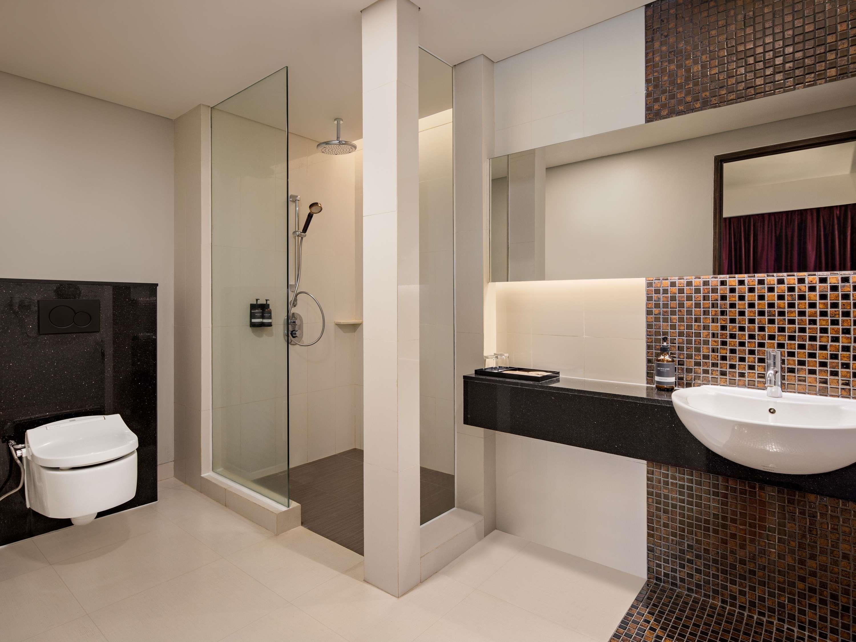 Junior Suite King Size Bed