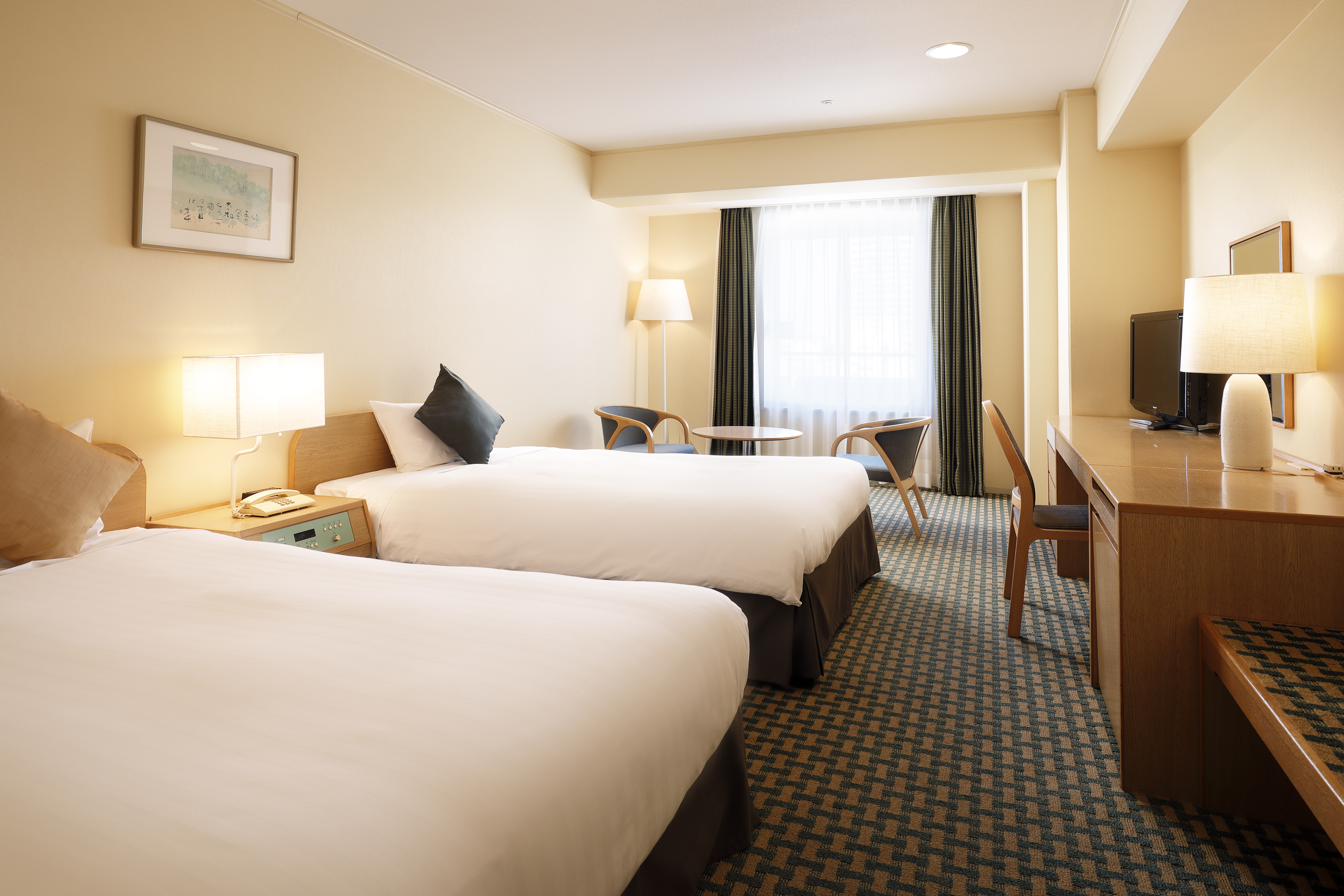 Twin Superior Smoking