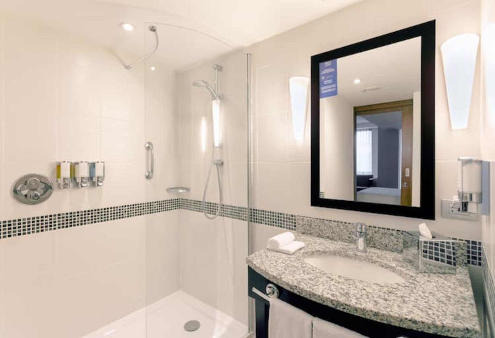 Family Room Connecting Room