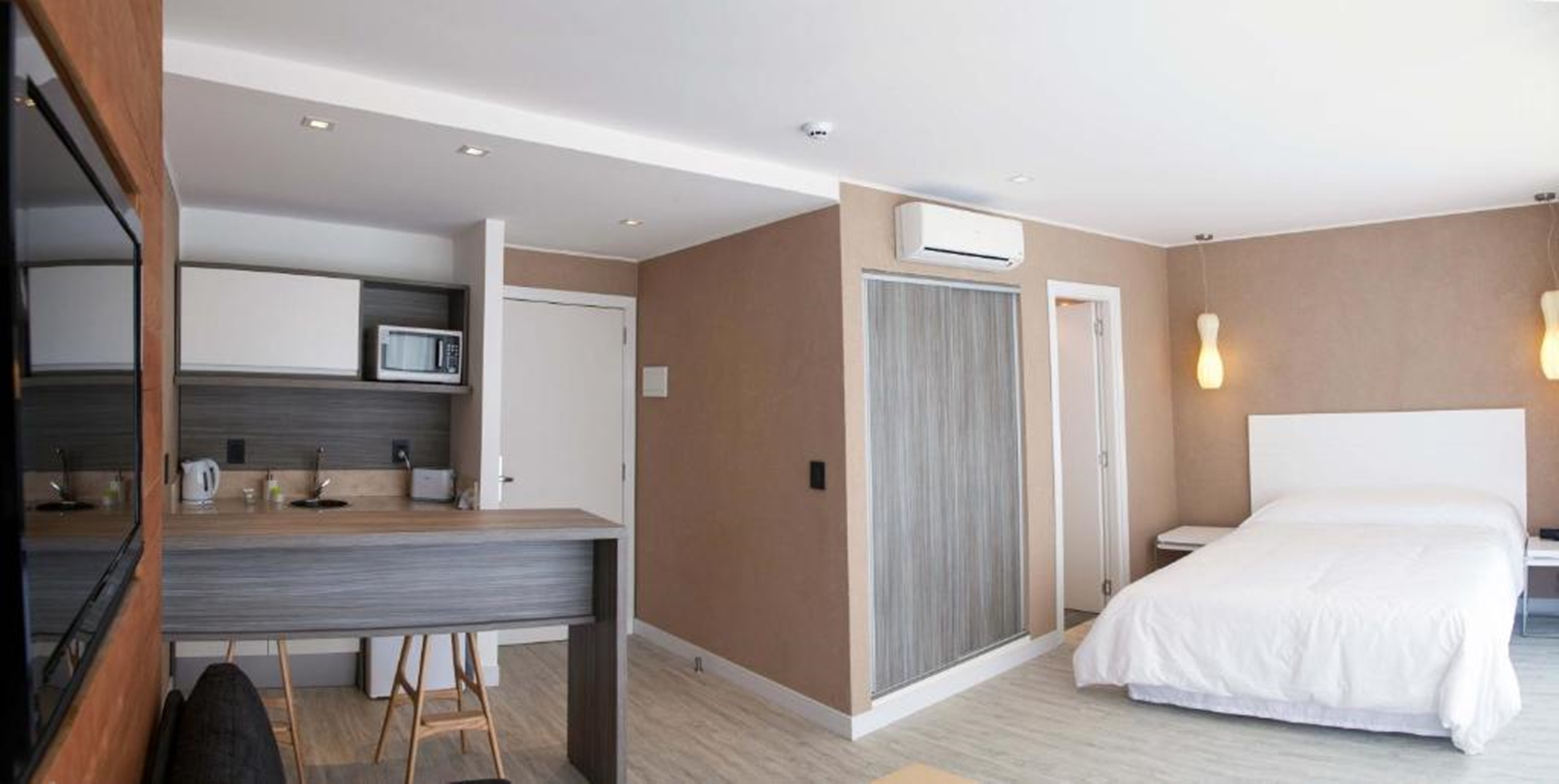 Suite Deluxe with Balcony