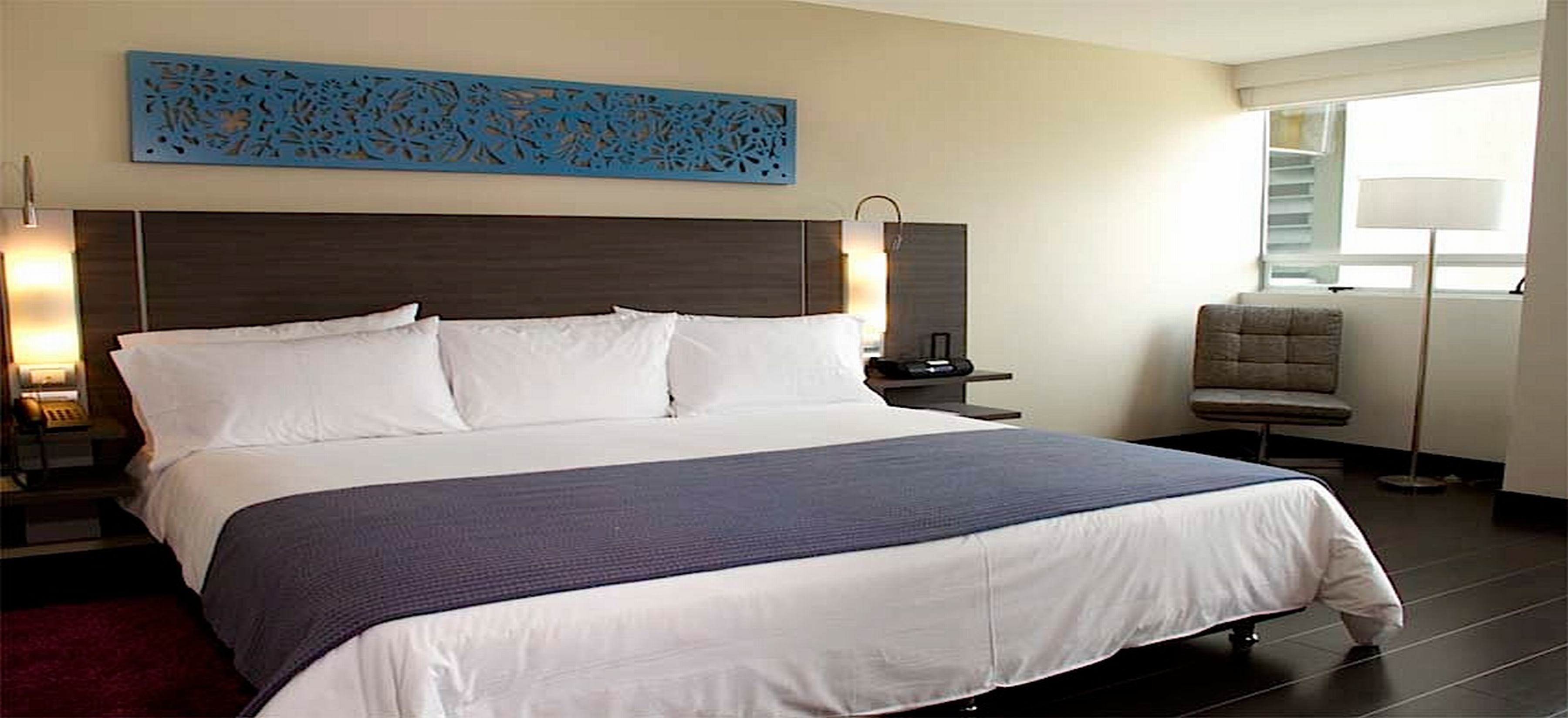 Double Queen Size Bed