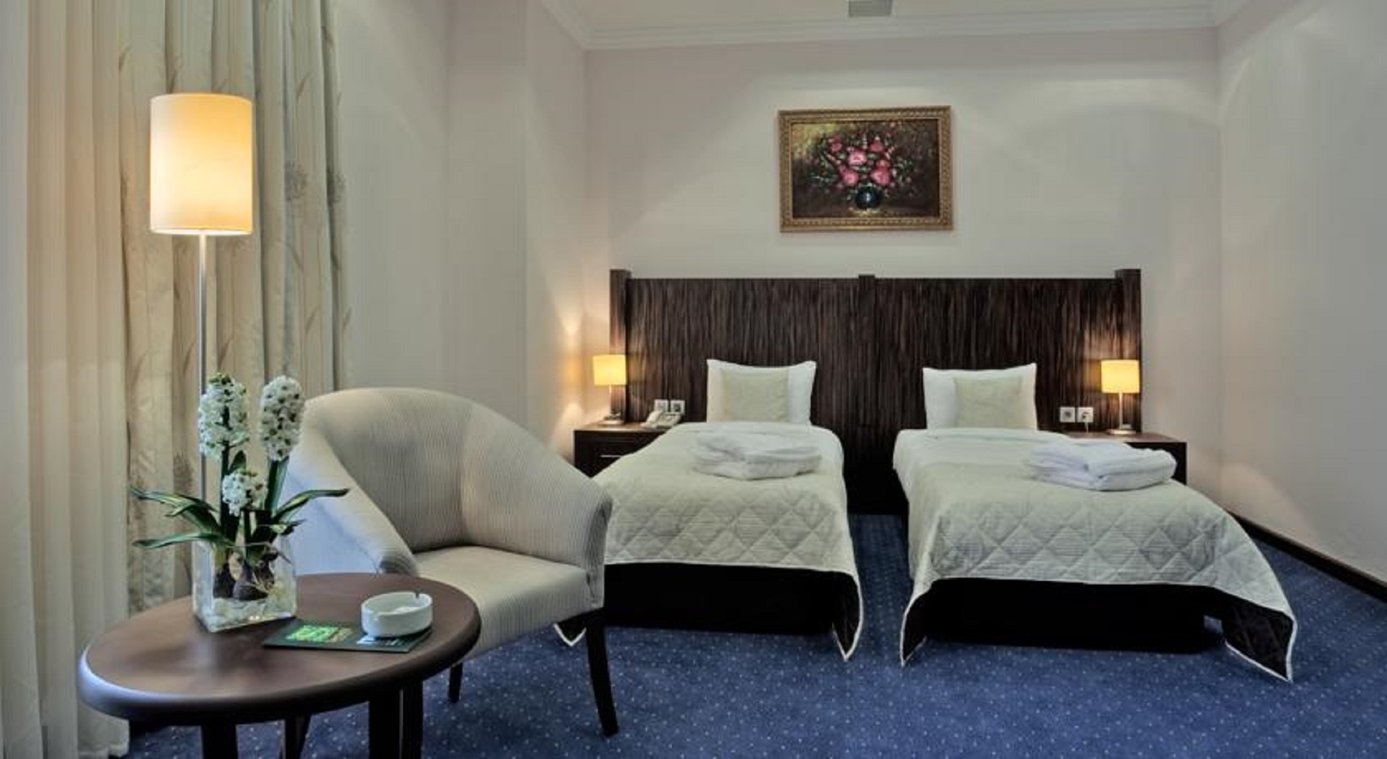 Double or Twin Standard