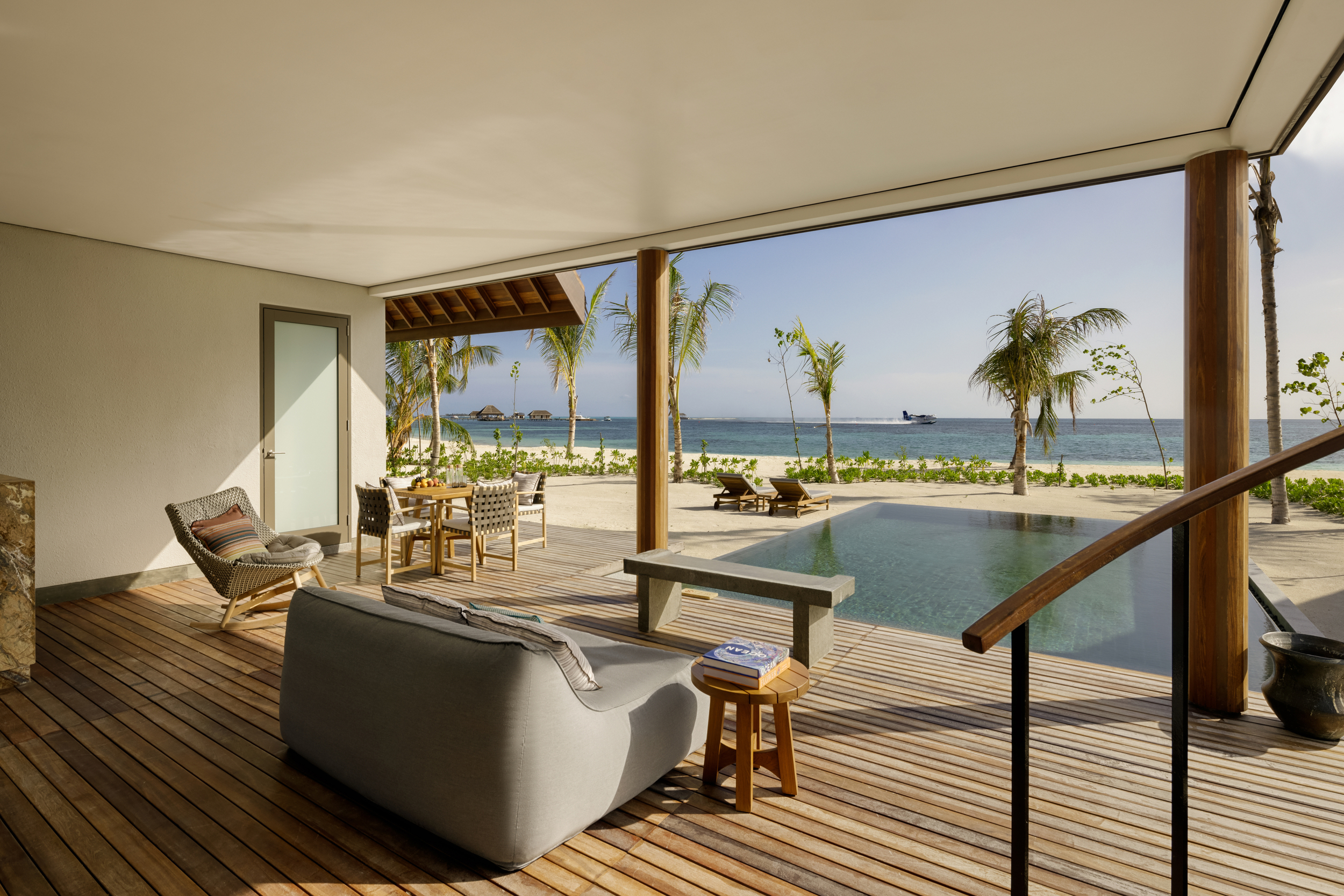 Villa Beach Front with Private Pool