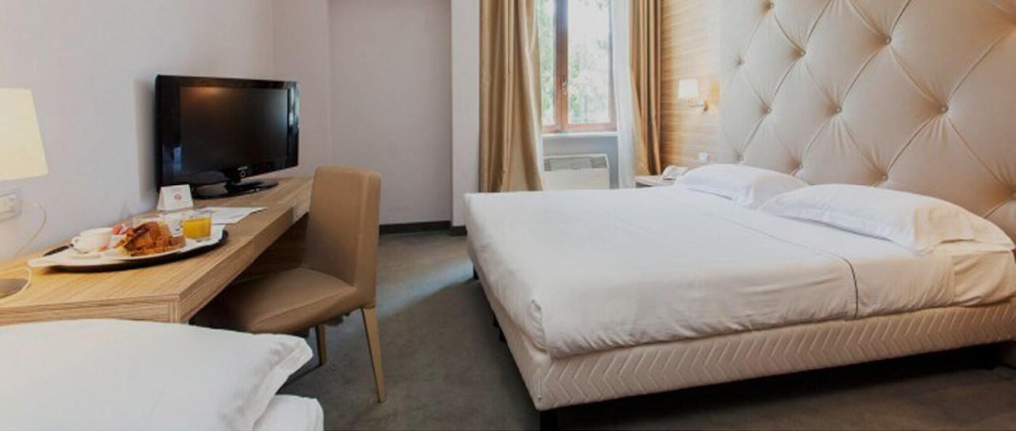 Quadruple Three Beds