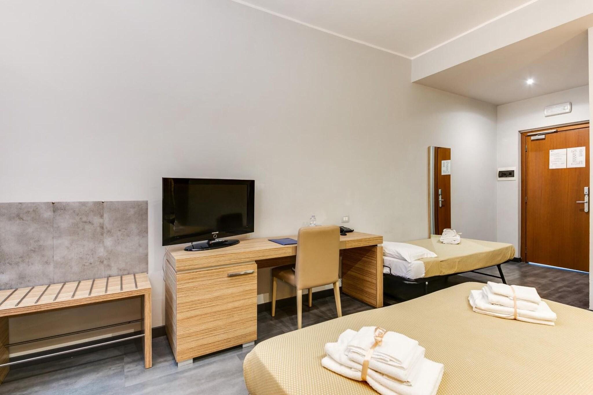 Triple Classic Double Bed