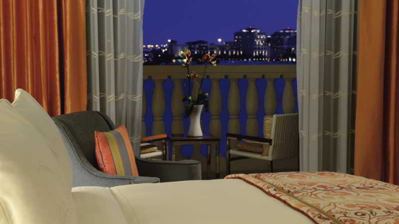 Double or Twin Deluxe