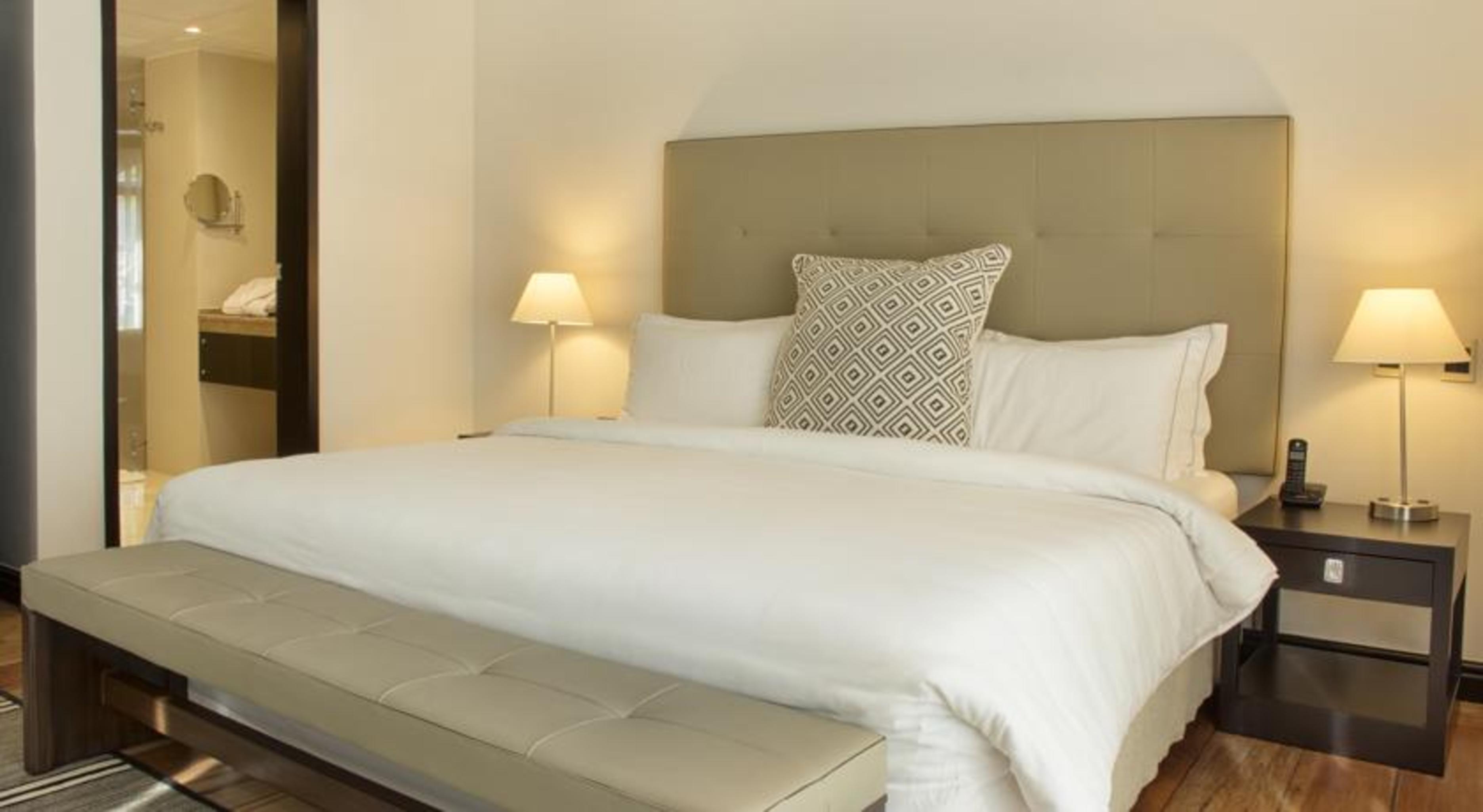 Double Superior Queen Bed