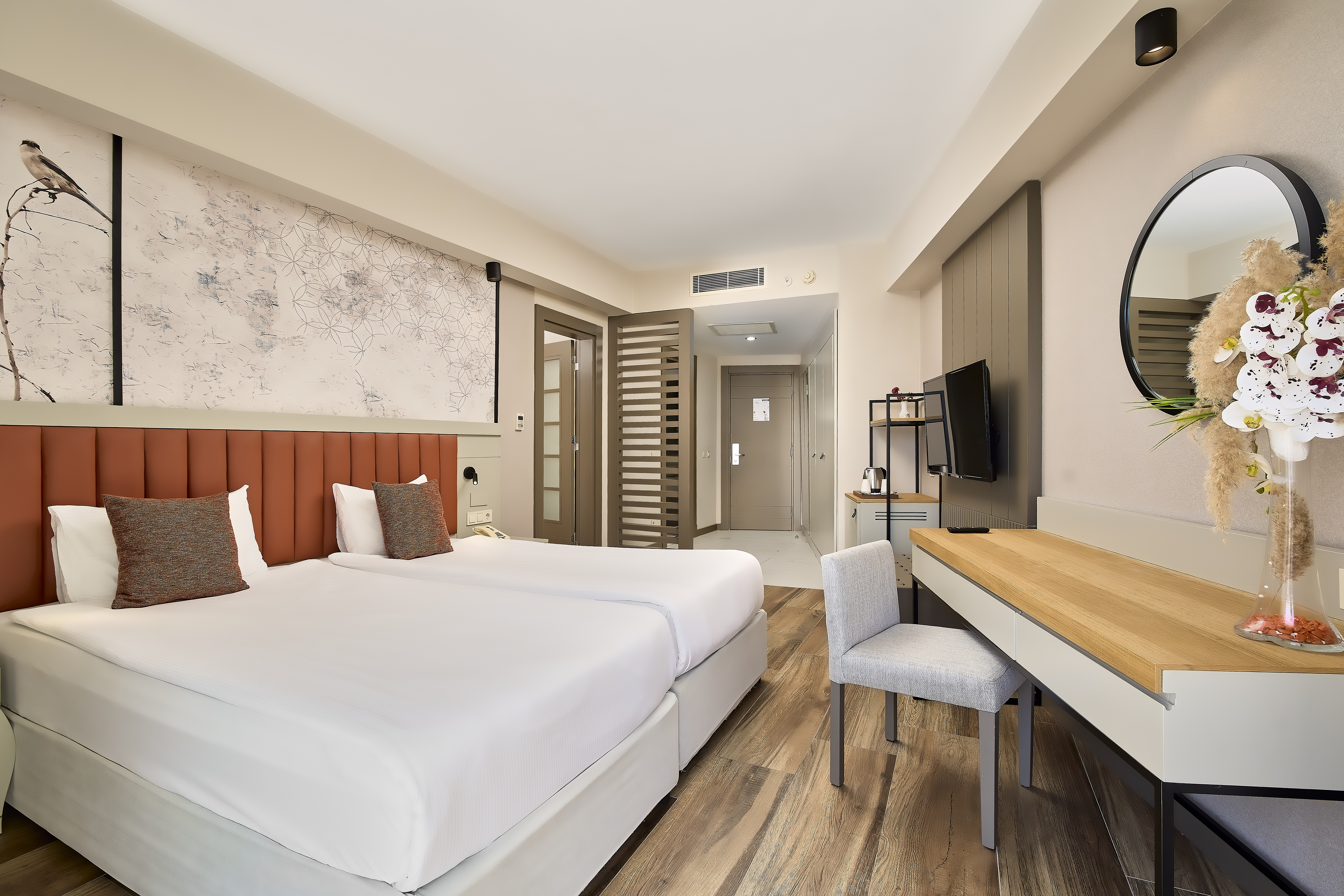 Family Room Land View