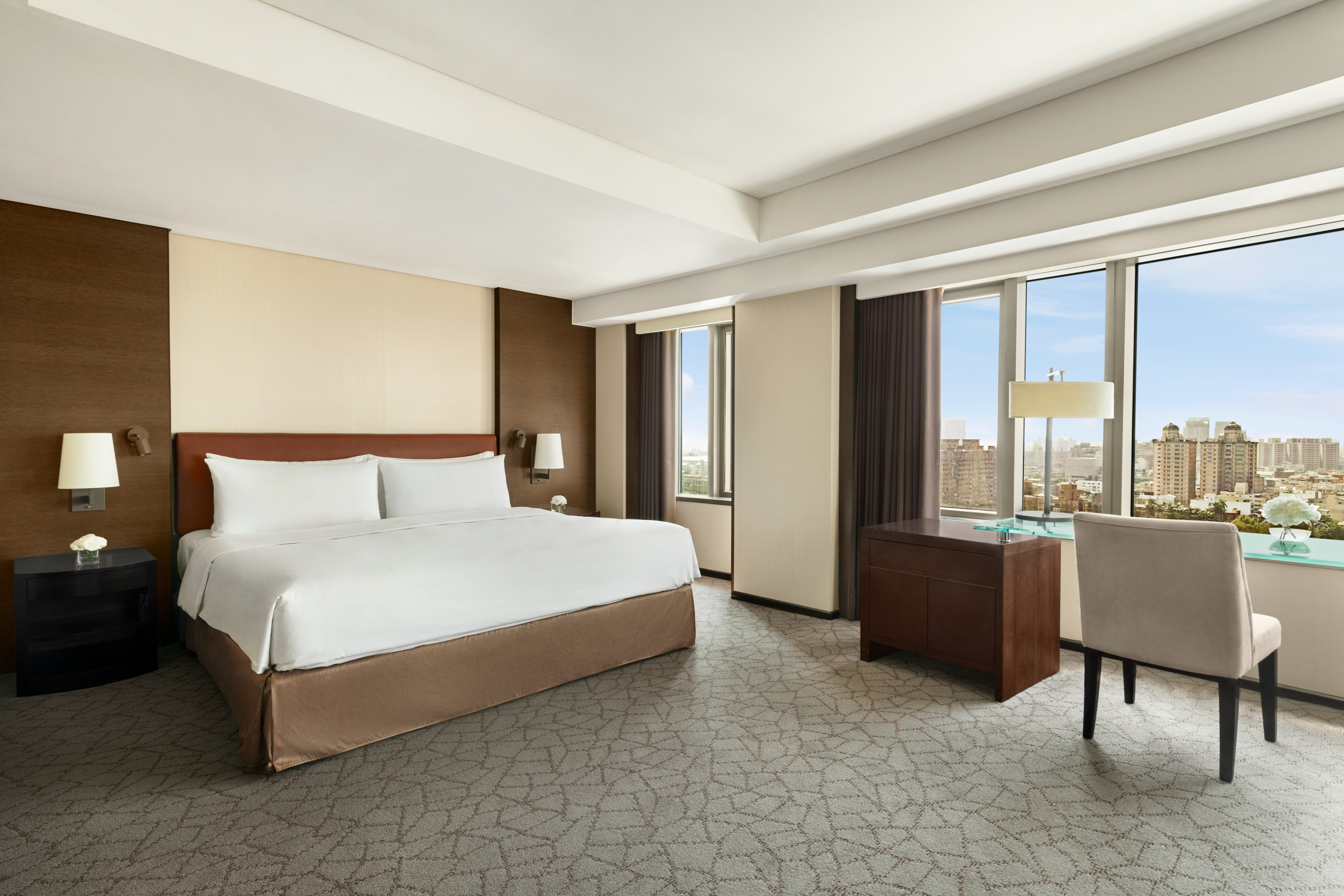 Room Deluxe King Bed