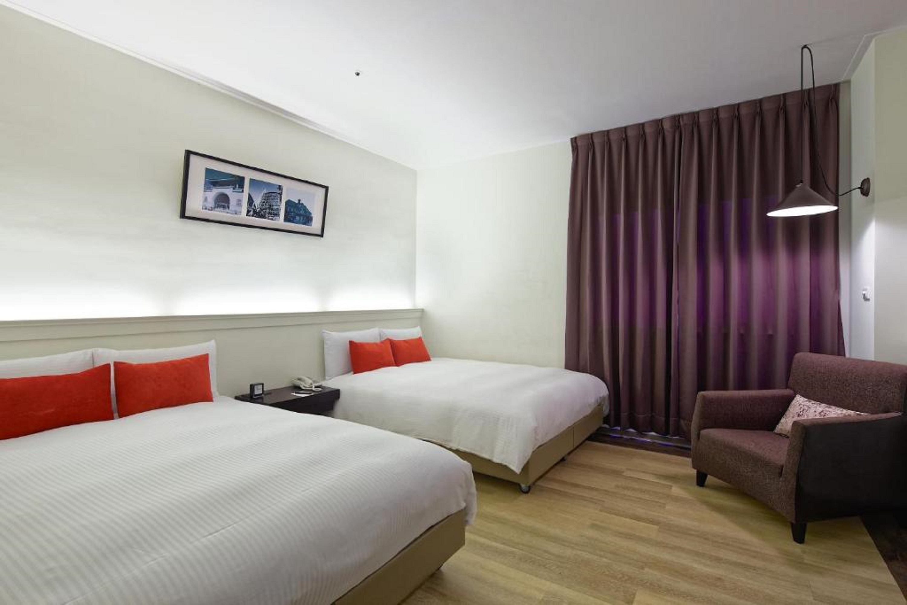 Family Room Superior