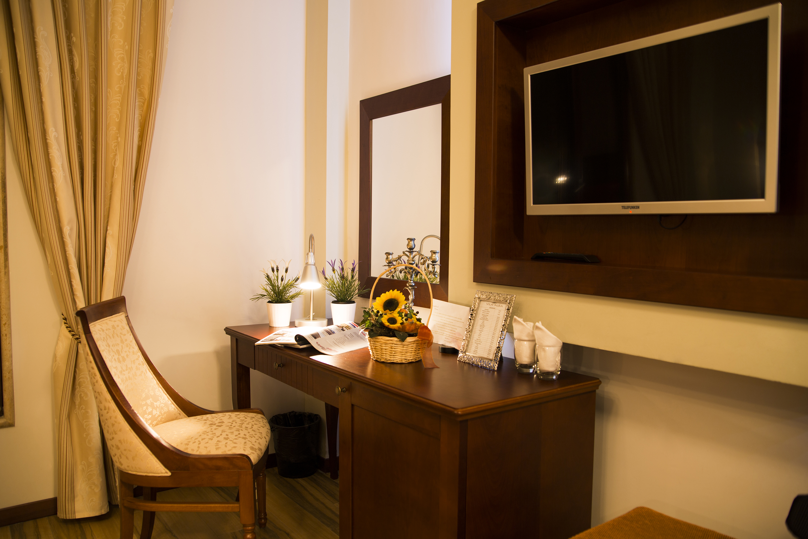 Double or Twin Standard