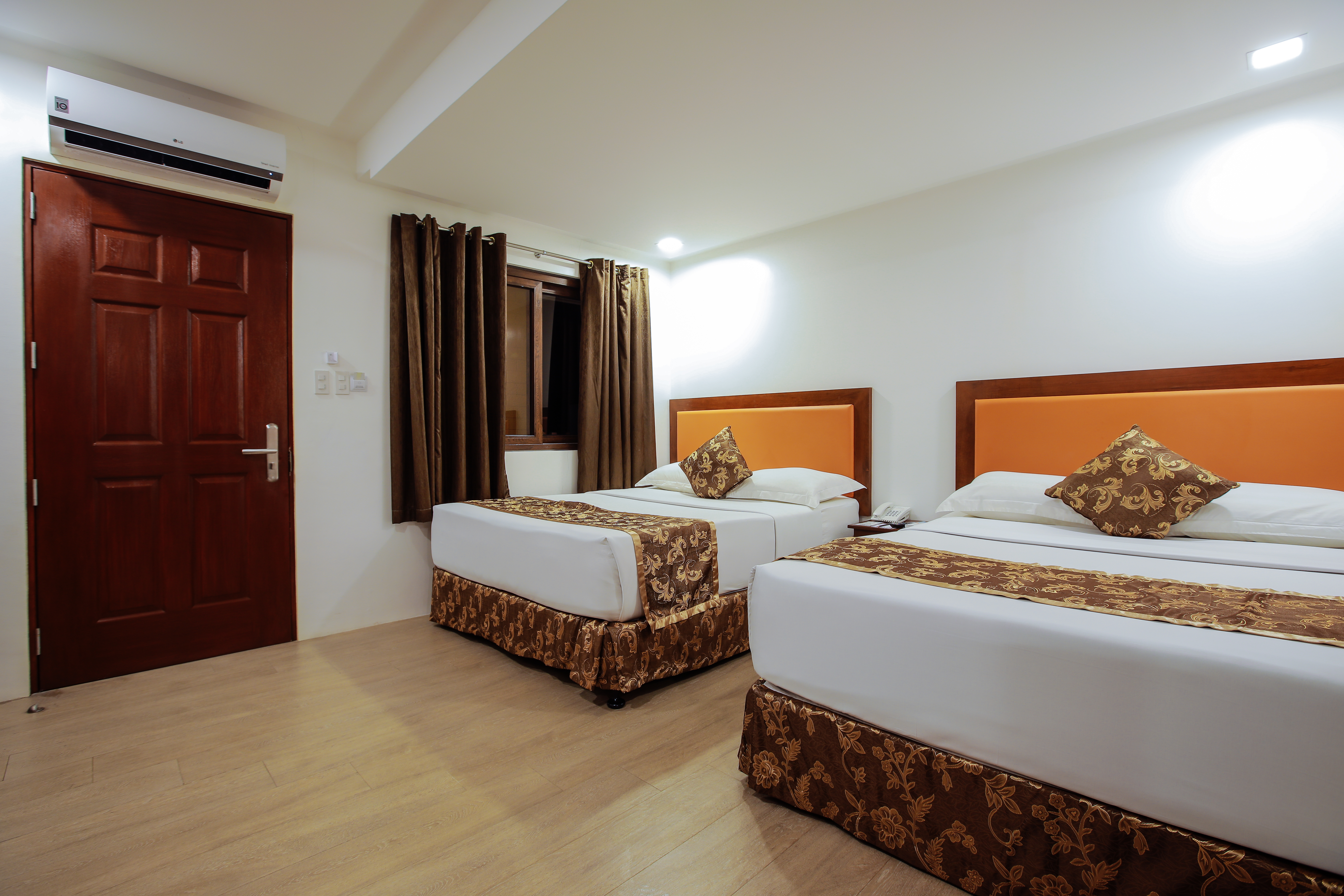 Double or Twin Grand Deluxe