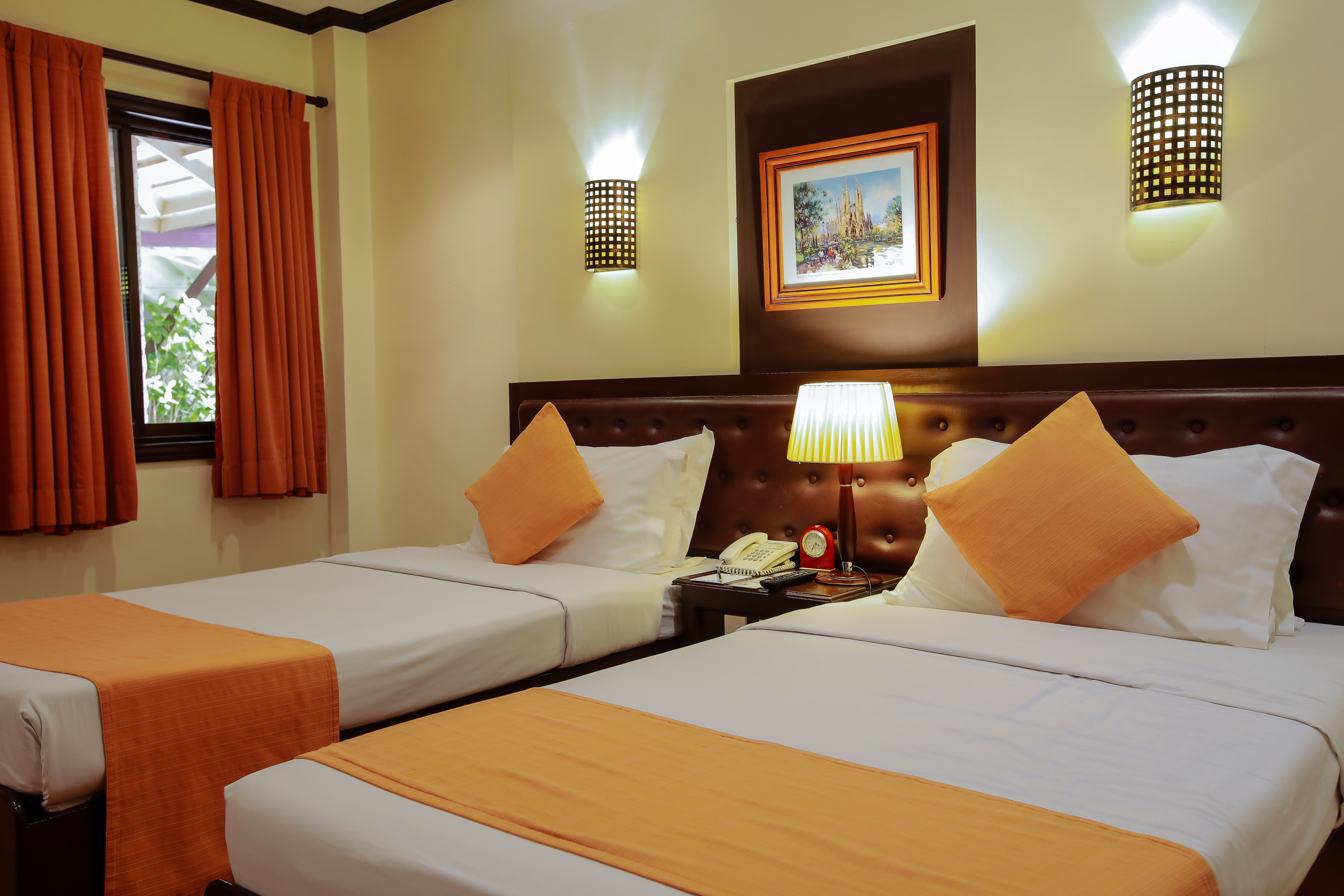 Double or Twin Deluxe