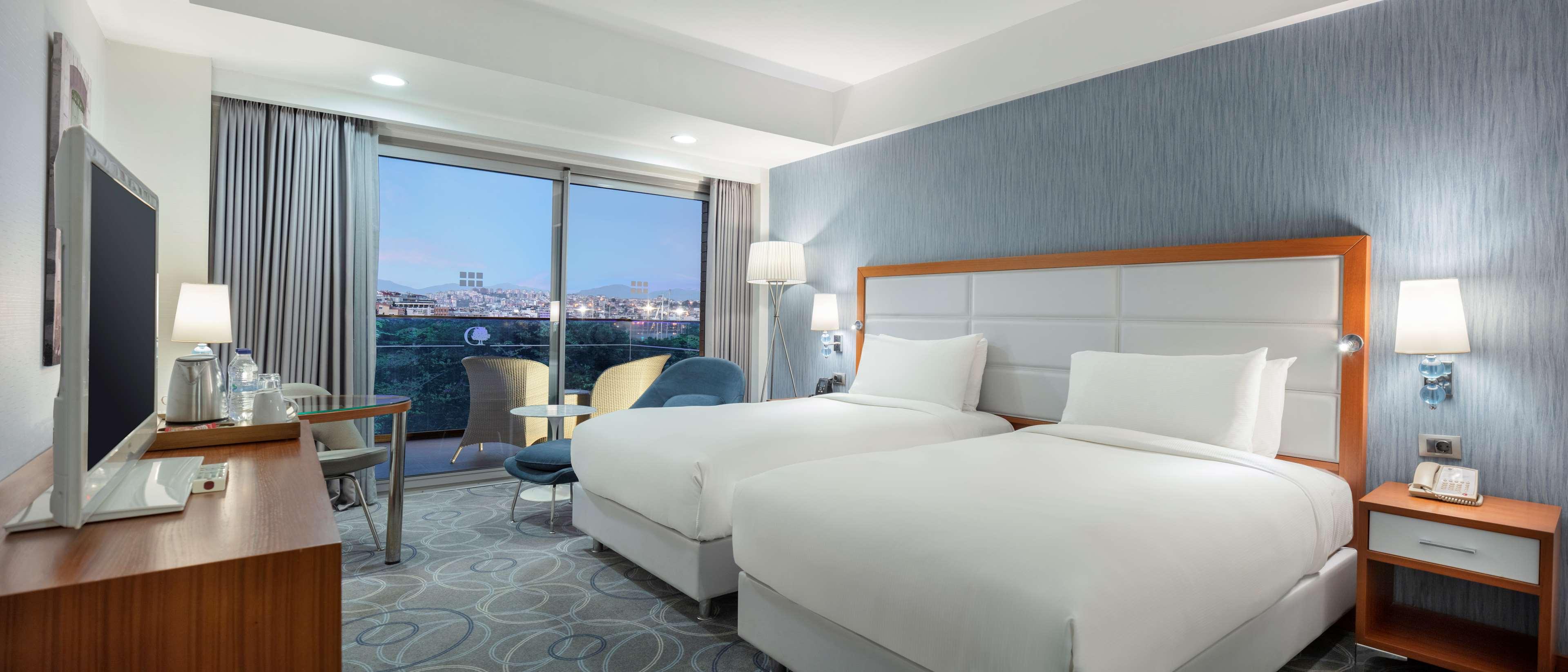 Twin Guest Room City View