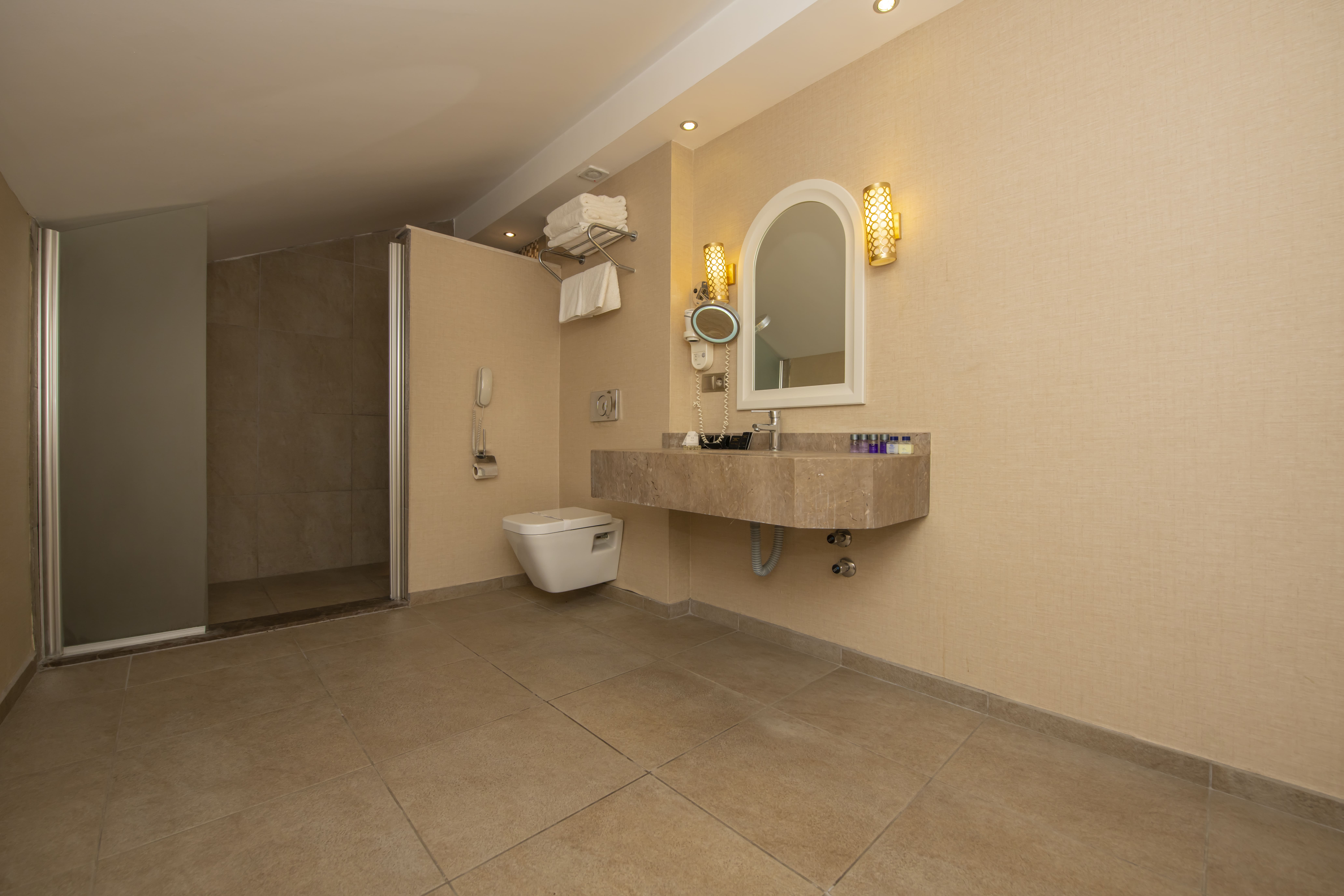 Family Room Connecting Room