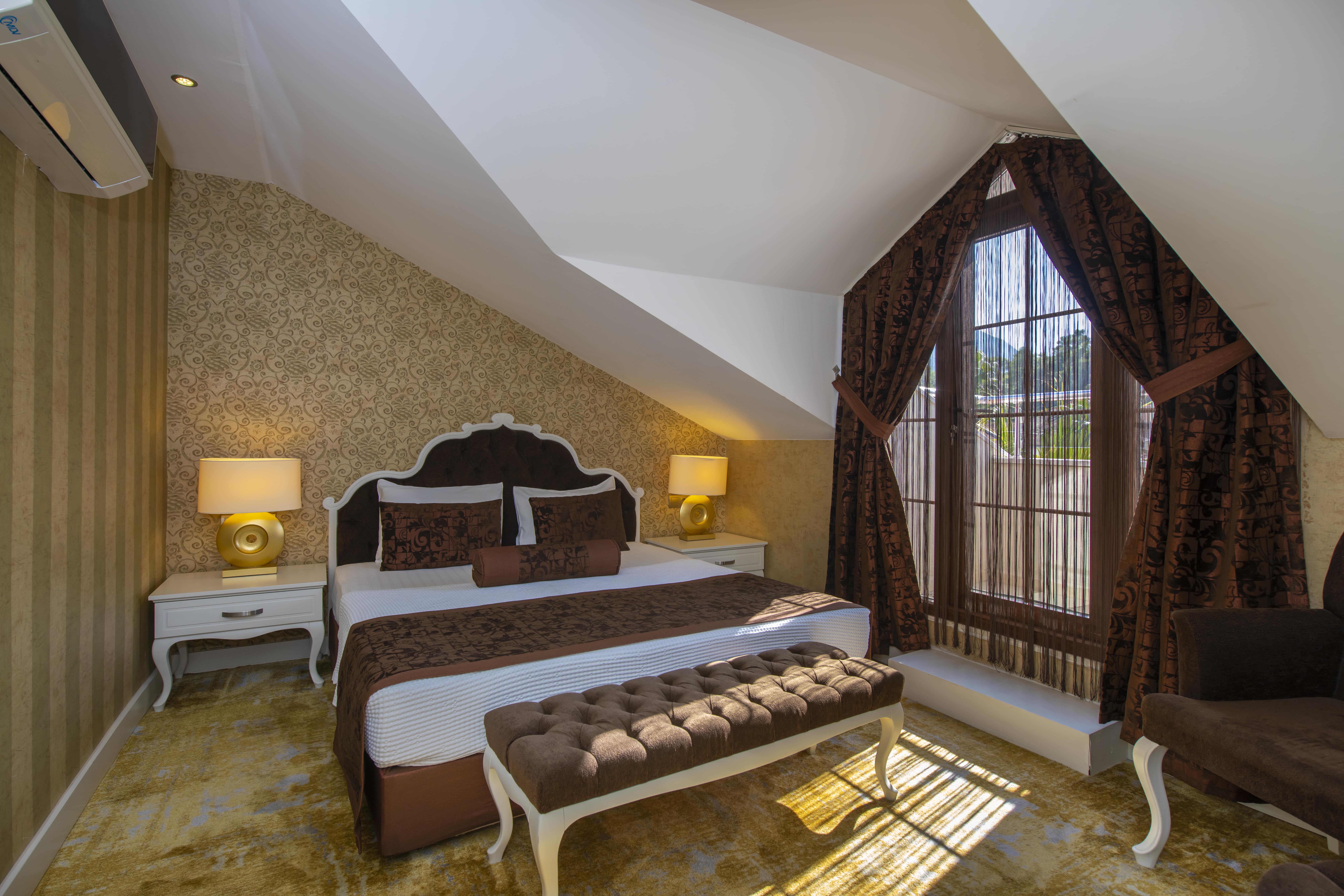 Family Room Connecting Room