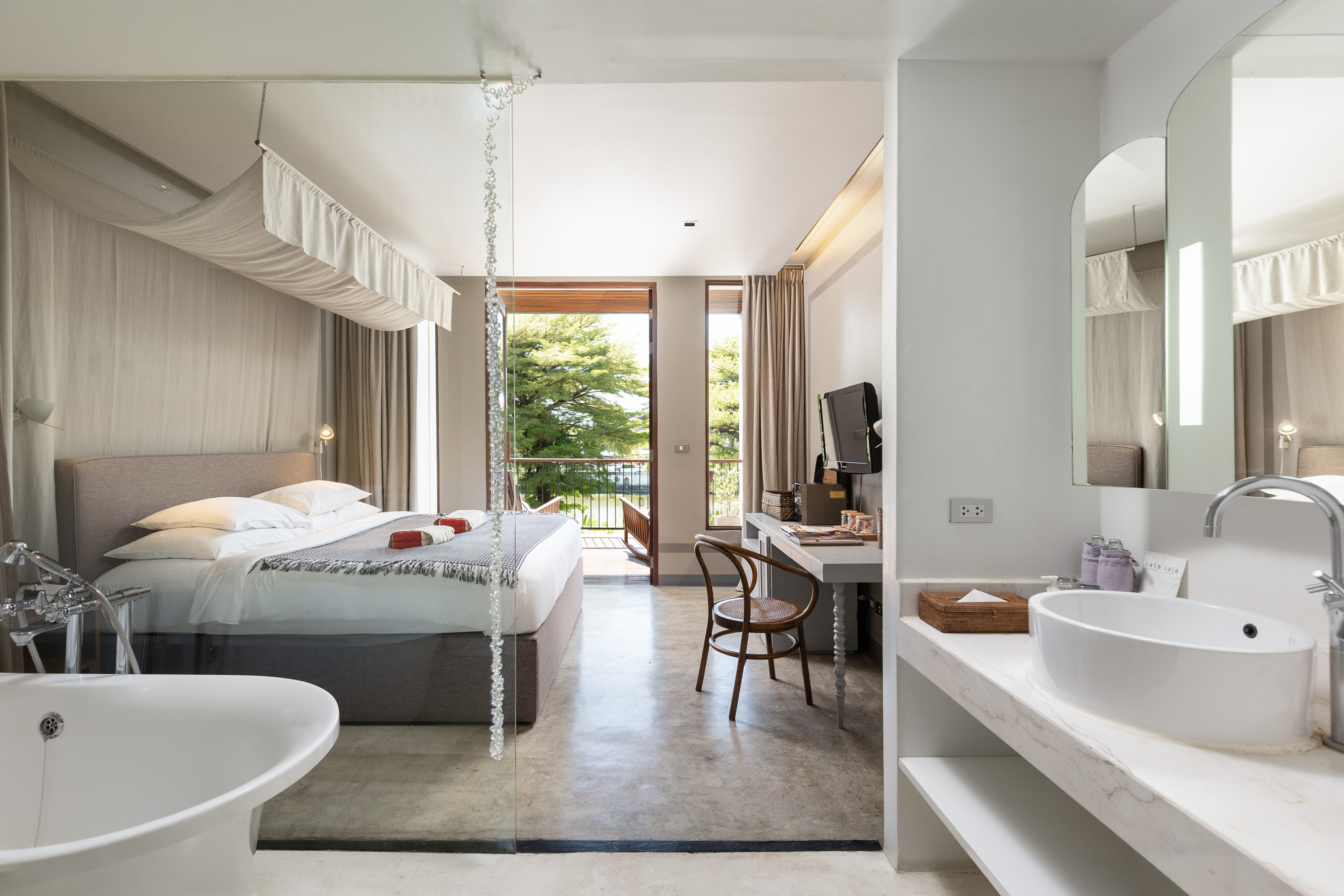 Double Superior with Balcony