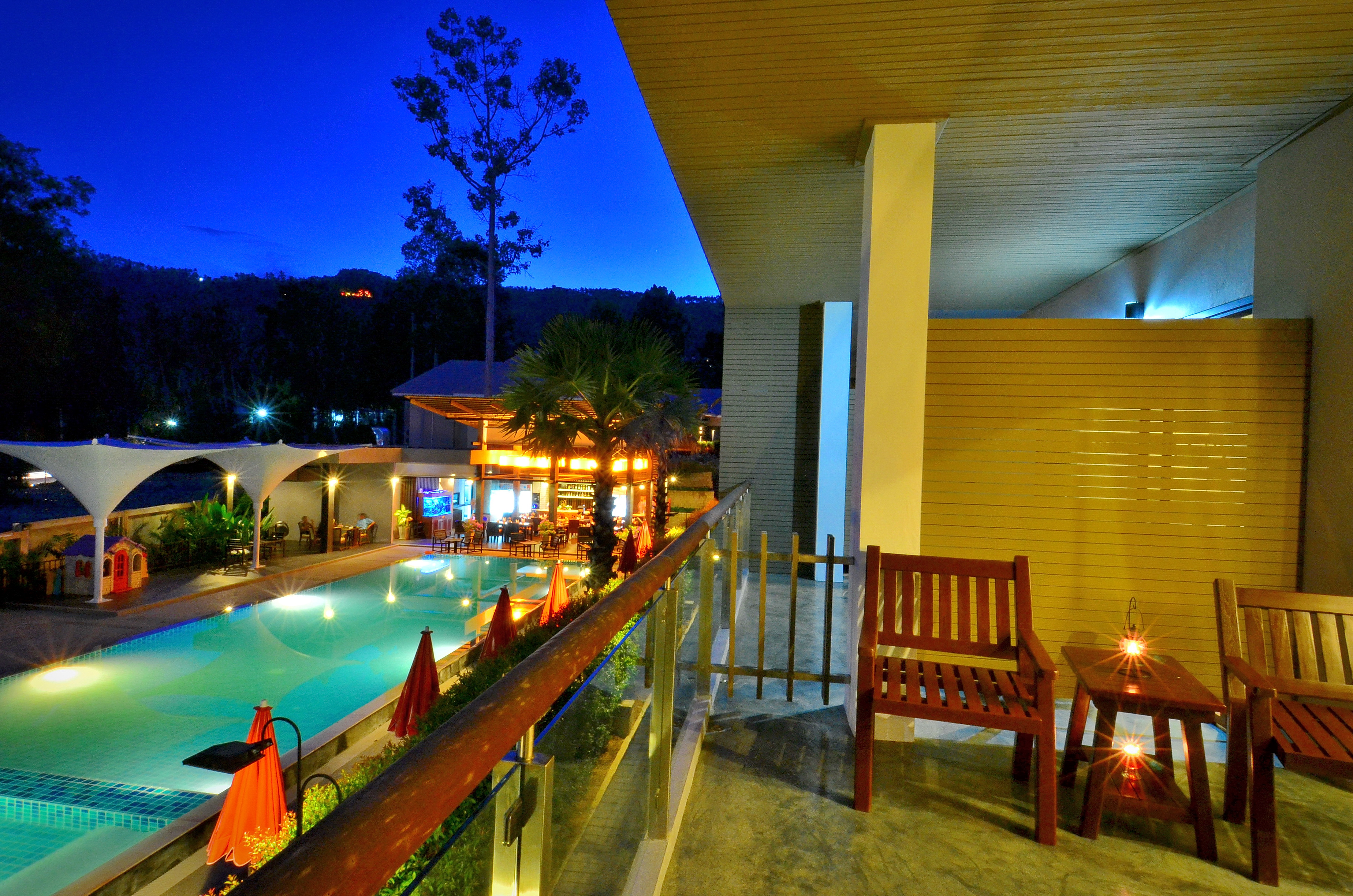 Double Deluxe Pool View