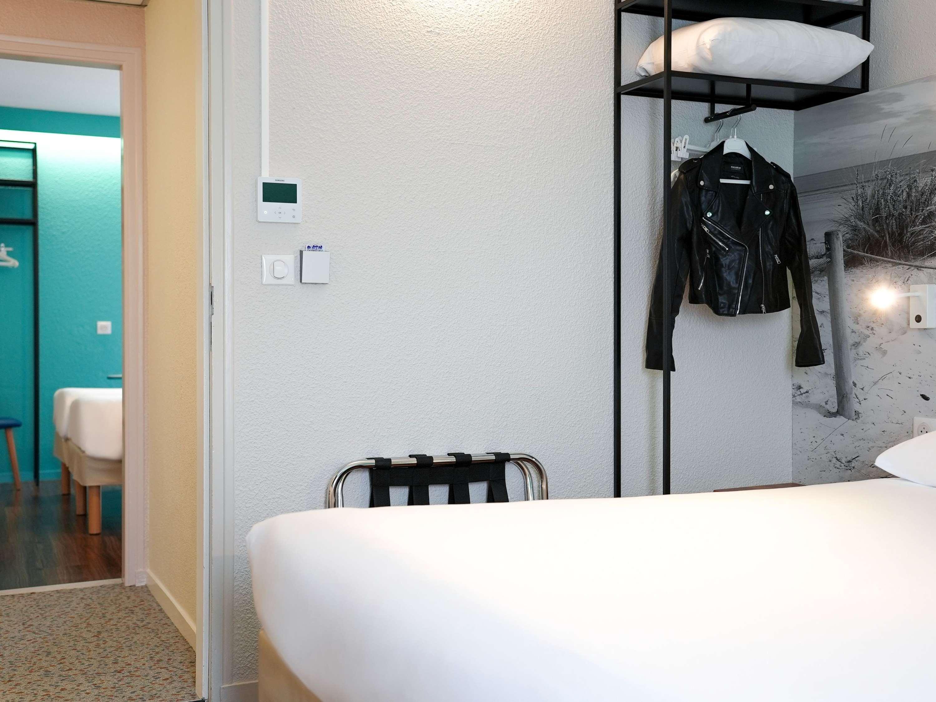 Suite Connecting Room