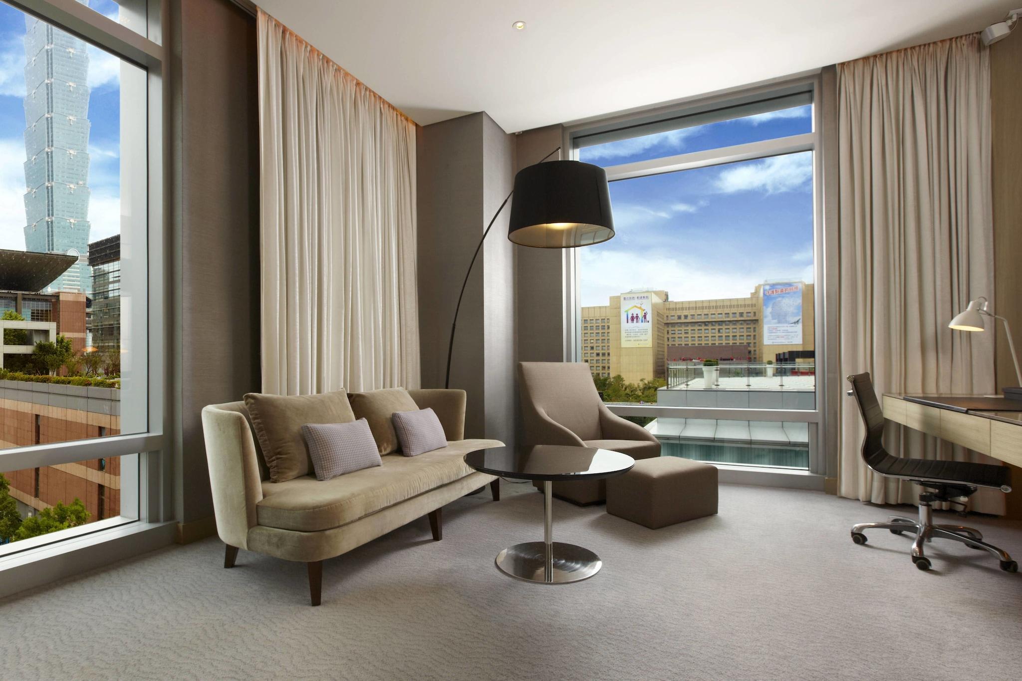 Suite King Bed One Bedroom 