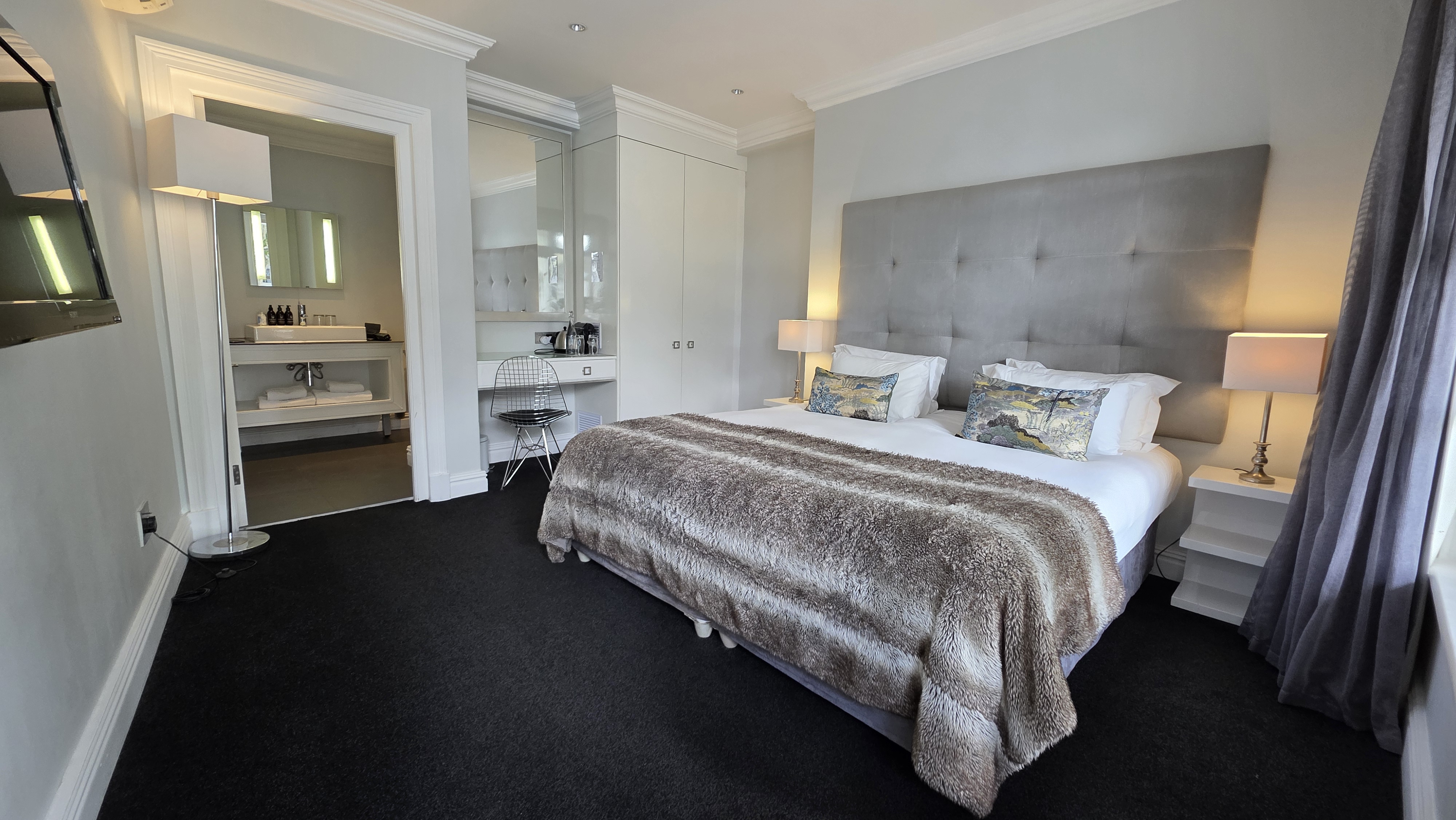 Room One Bed