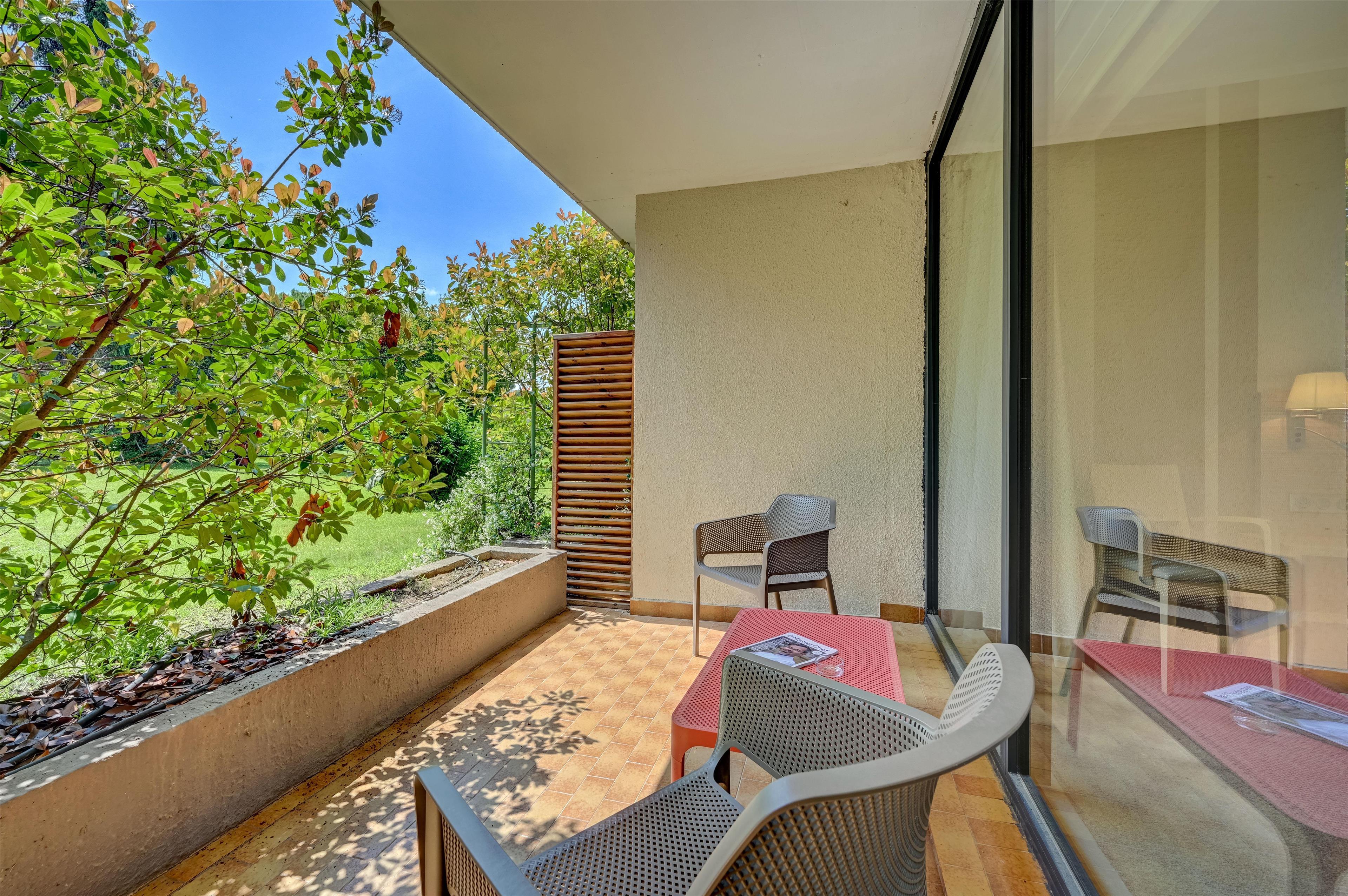 Twin Superior Garden View