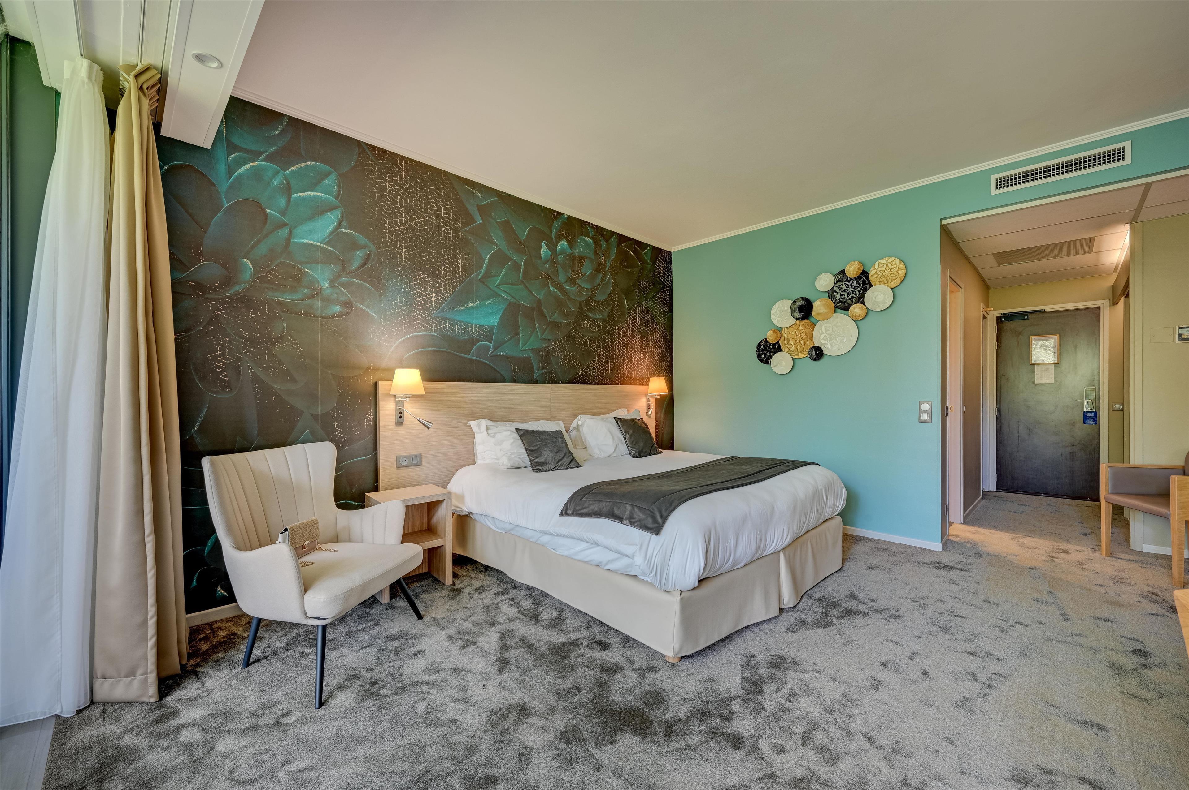 Double Superior Garden View