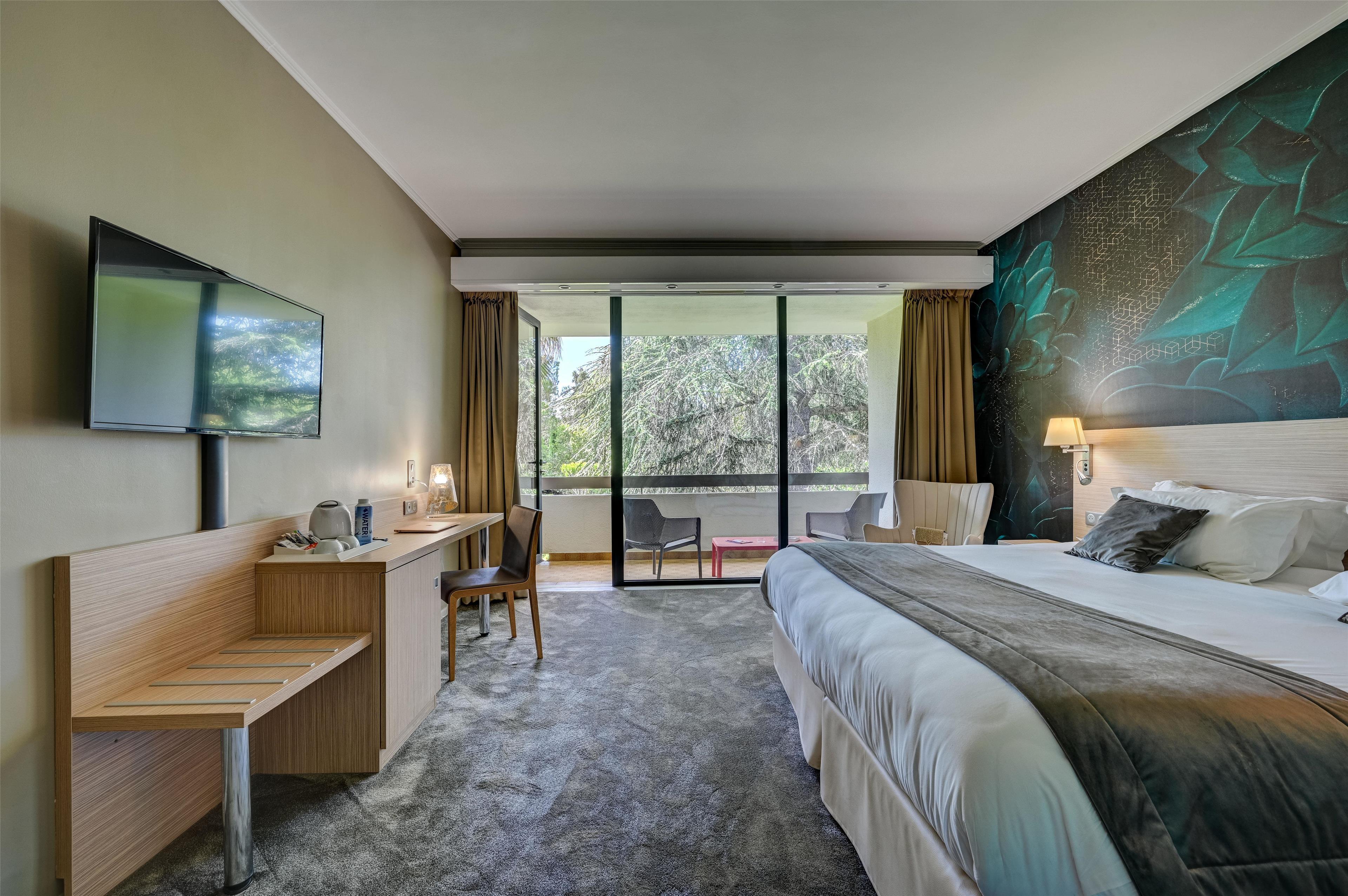 Double Superior Garden View