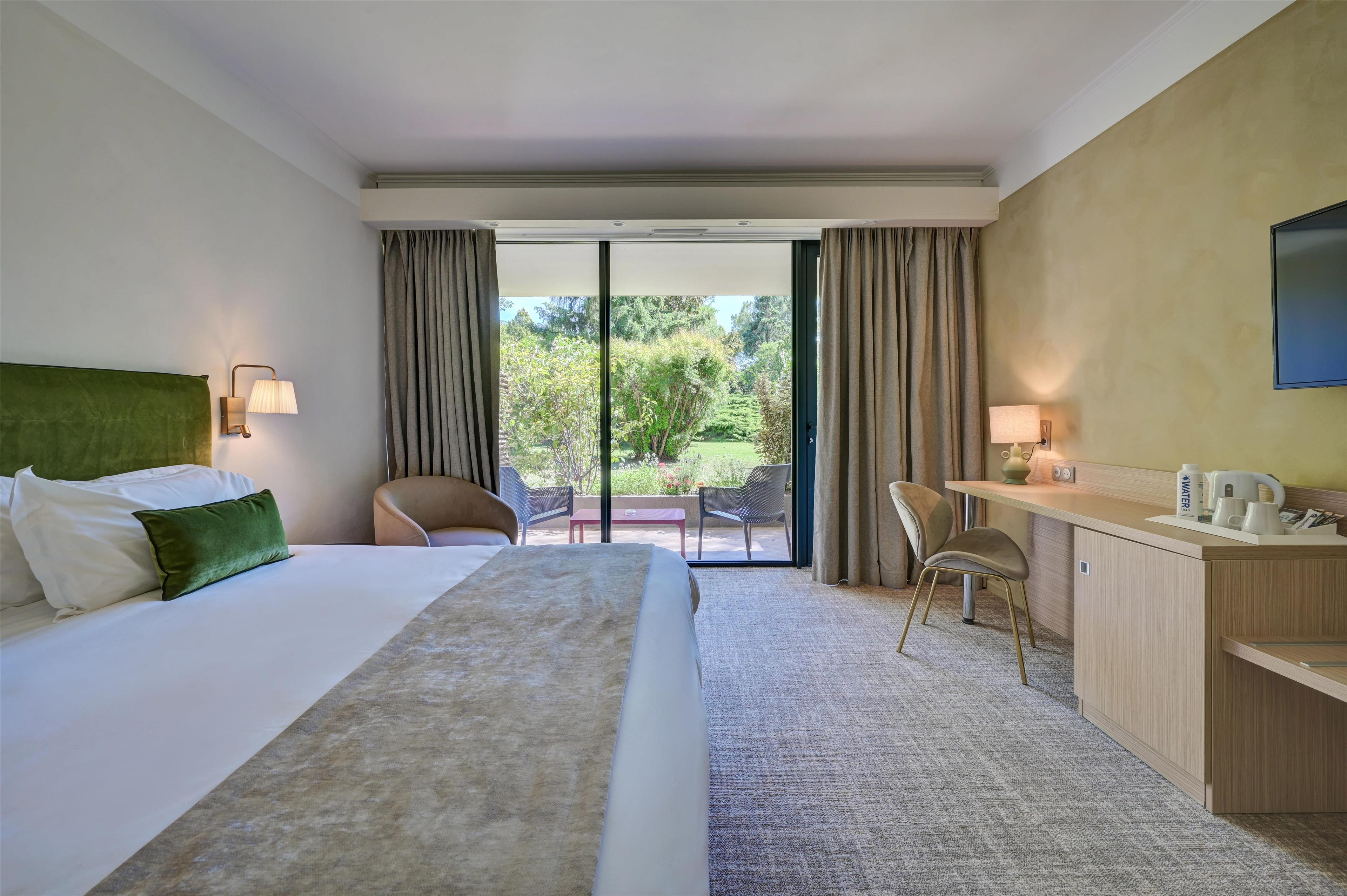 Double Superior Garden View