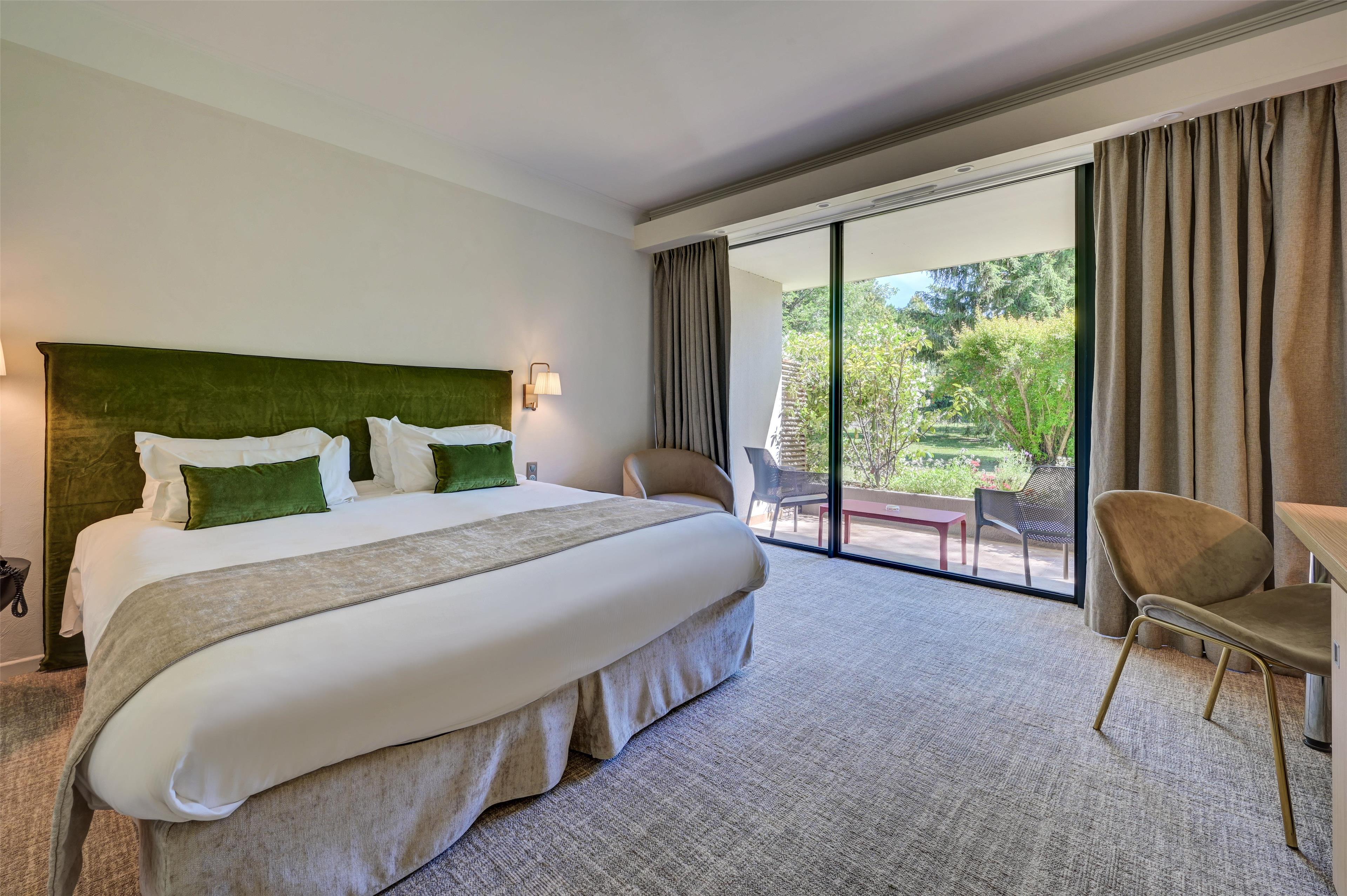 Double Superior Garden View