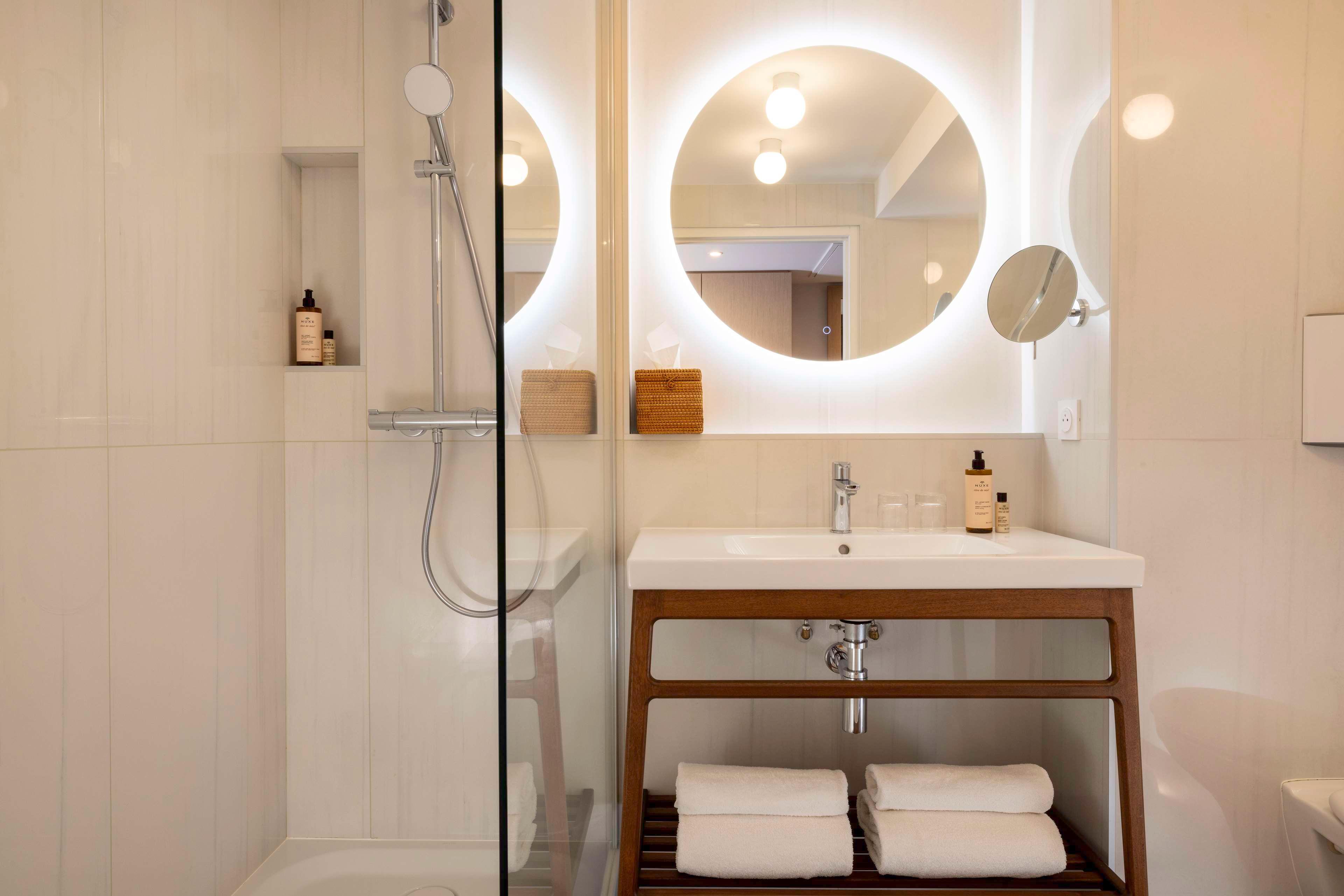 Double Deluxe Lake View