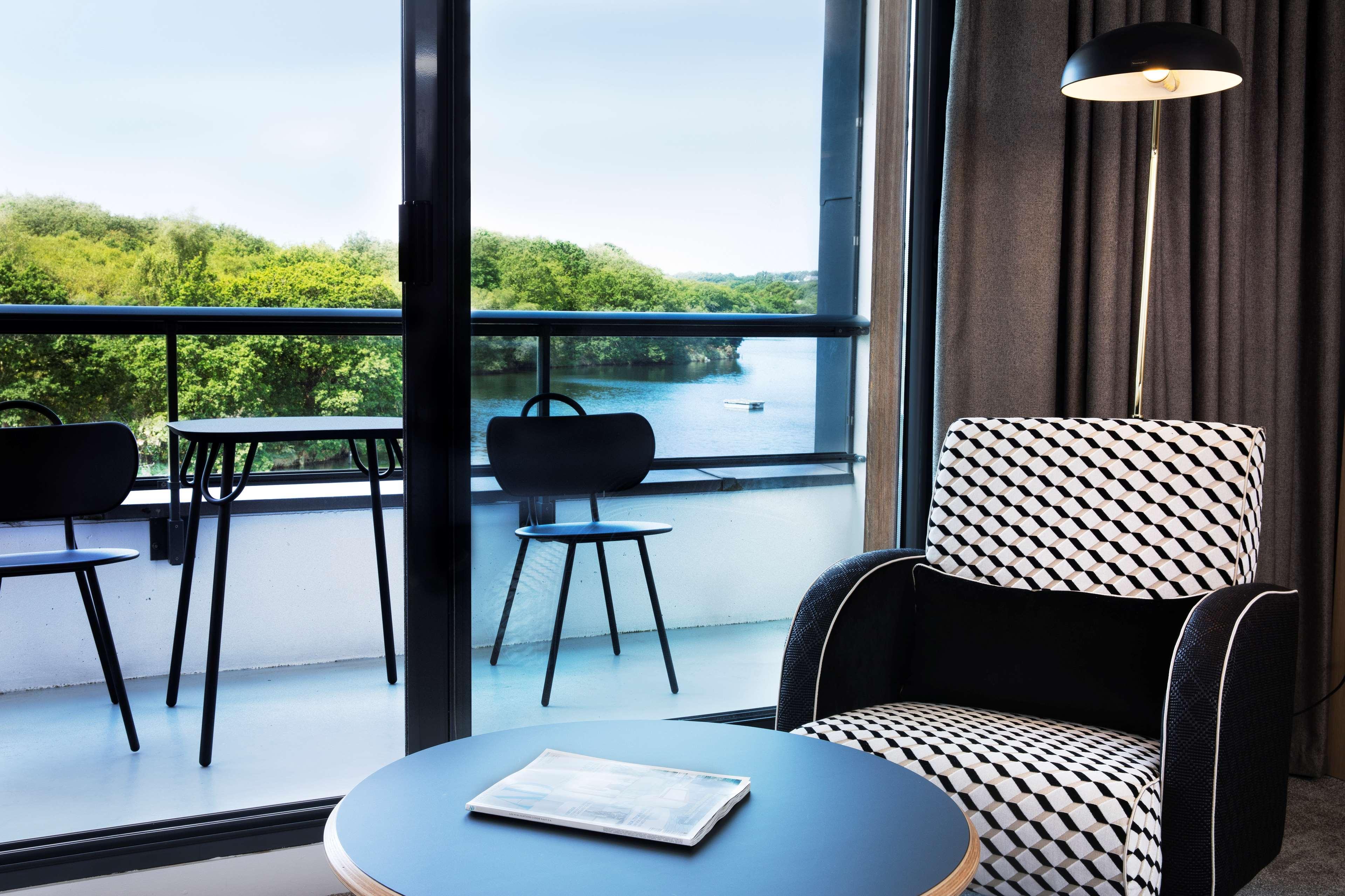 Double Deluxe Lake View