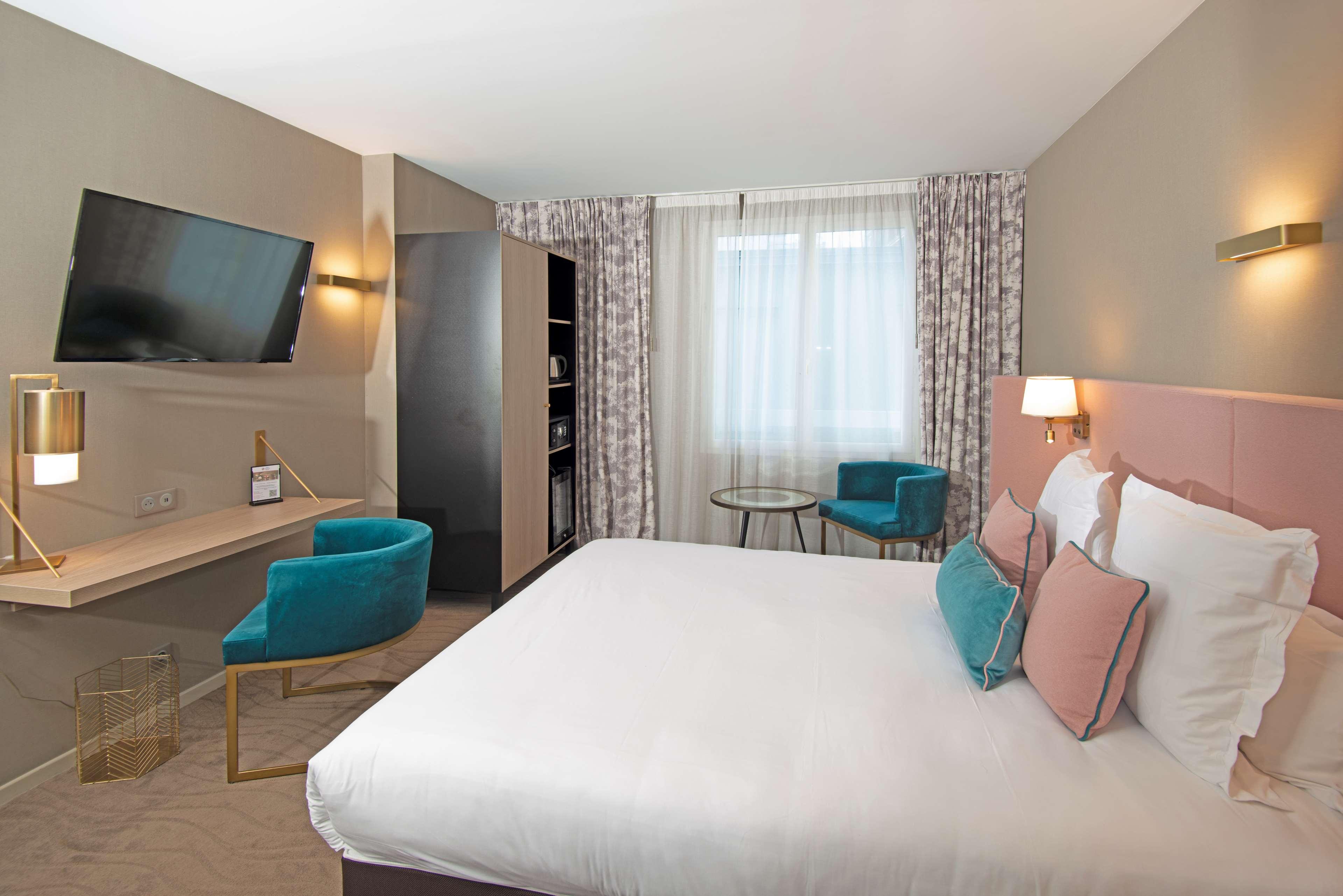 Double Queen Bed Non Smoking