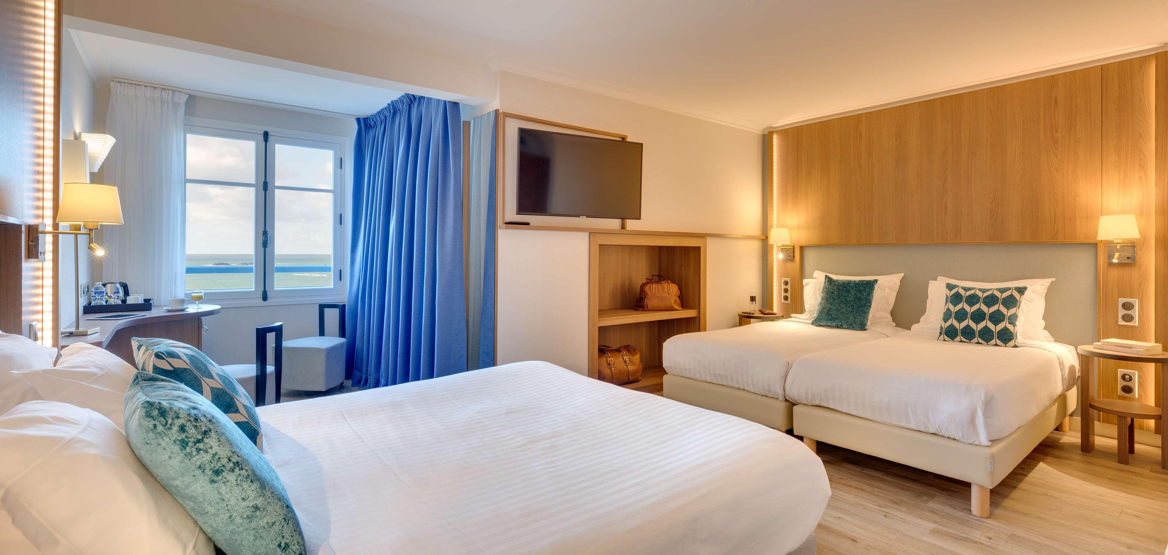 Quadruple Three Beds