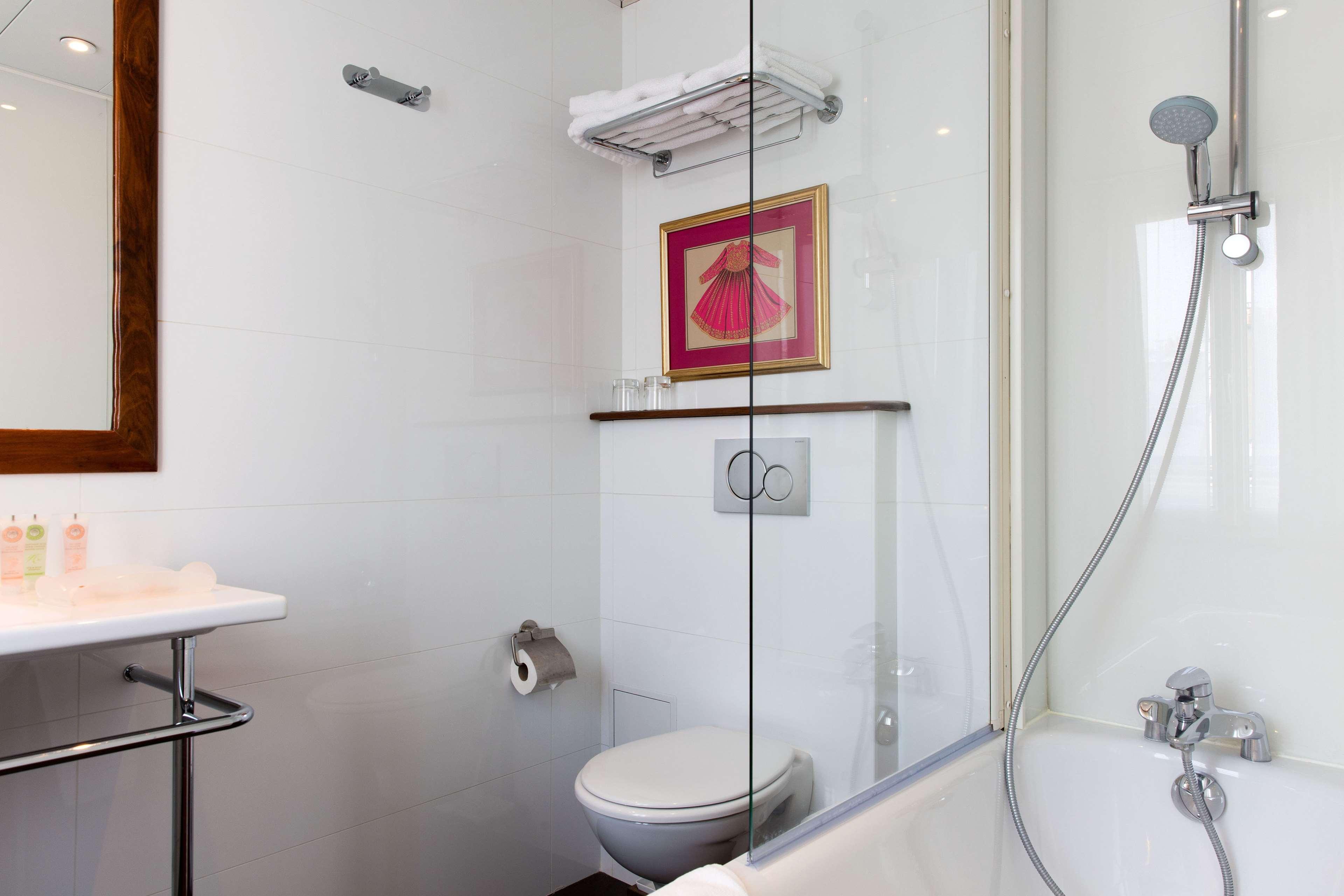 Double Superior Queen Bed