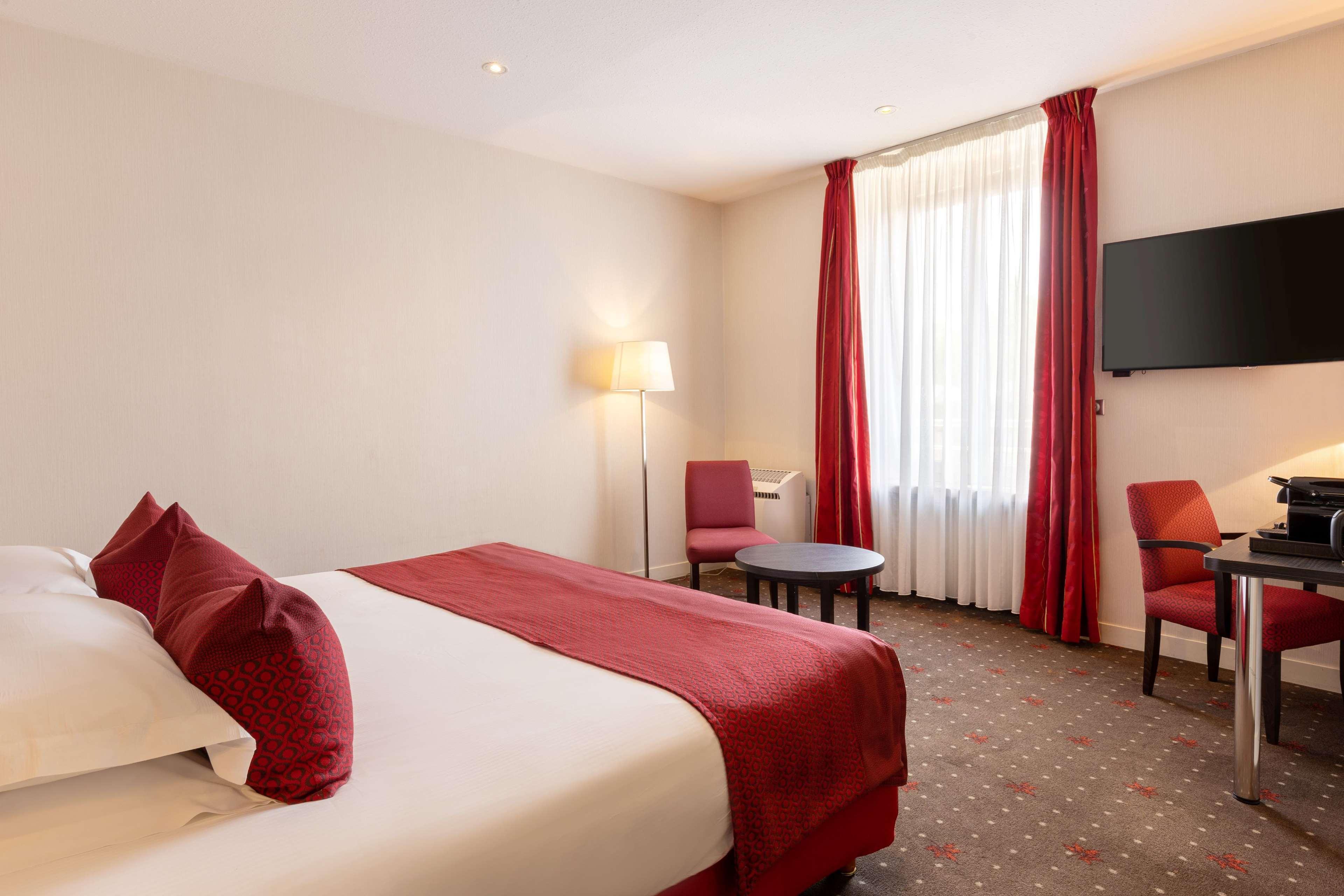 Double or Twin Deluxe