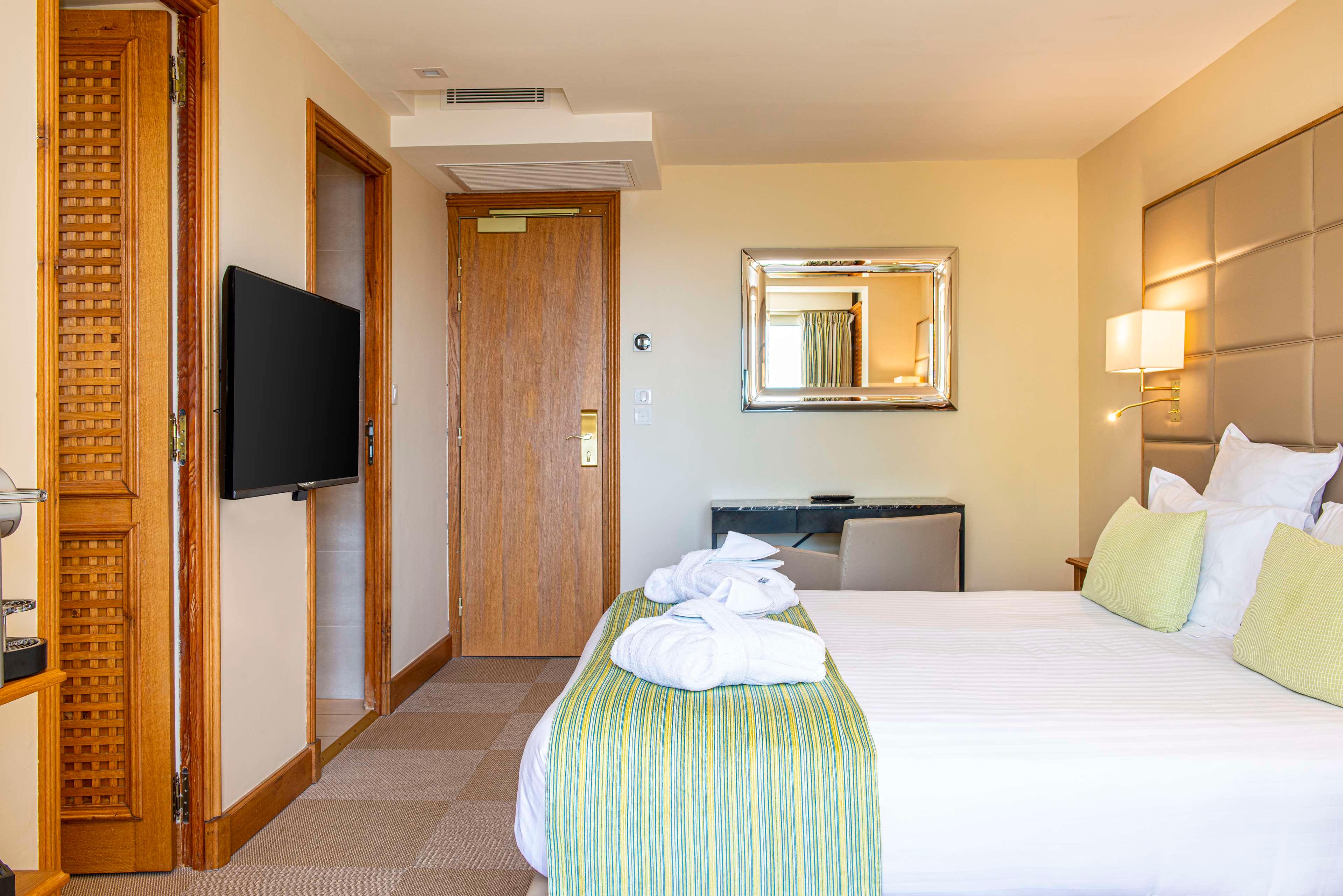 Family Room Sea View with Terrace