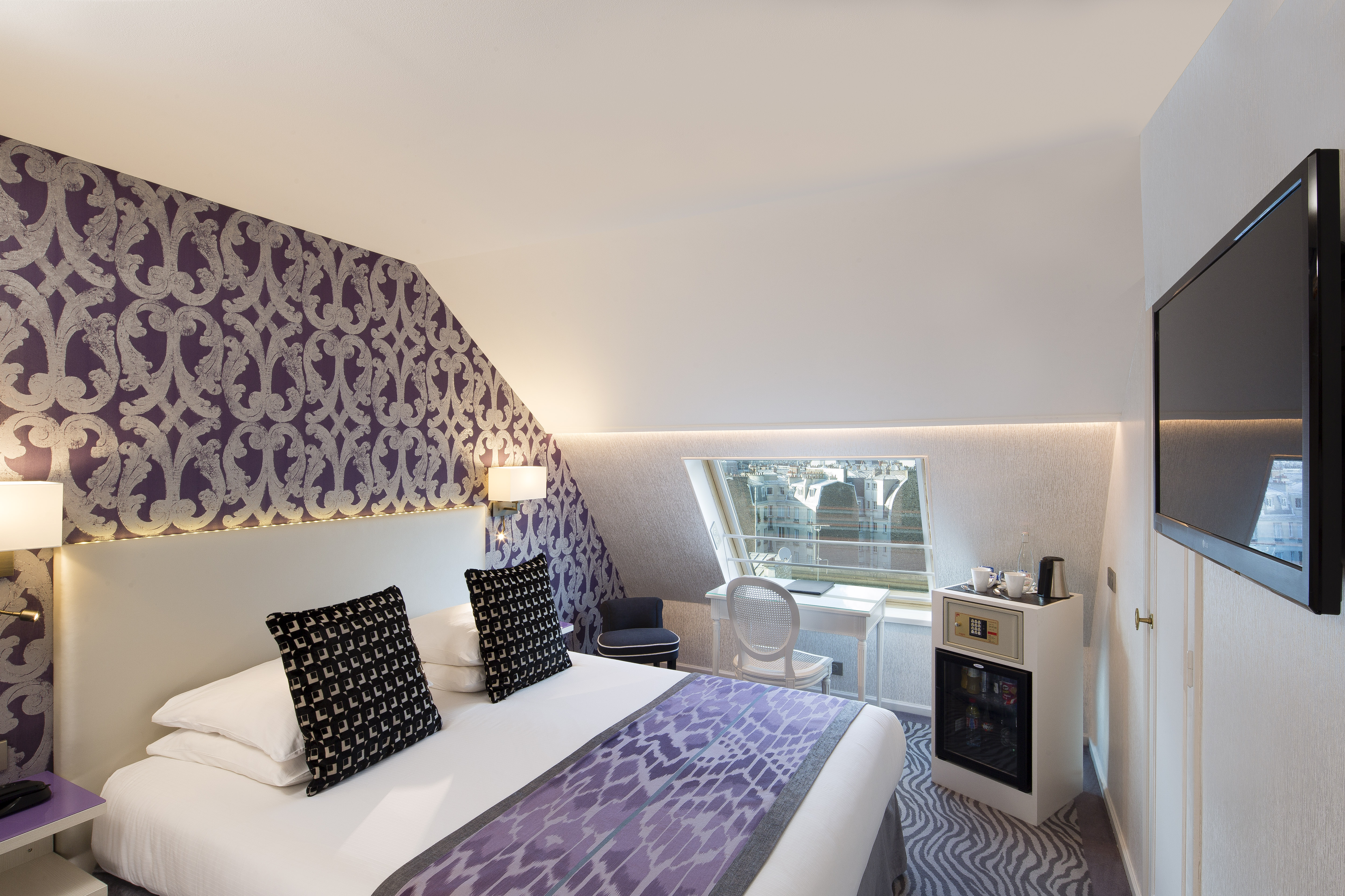 Double or Twin Superior