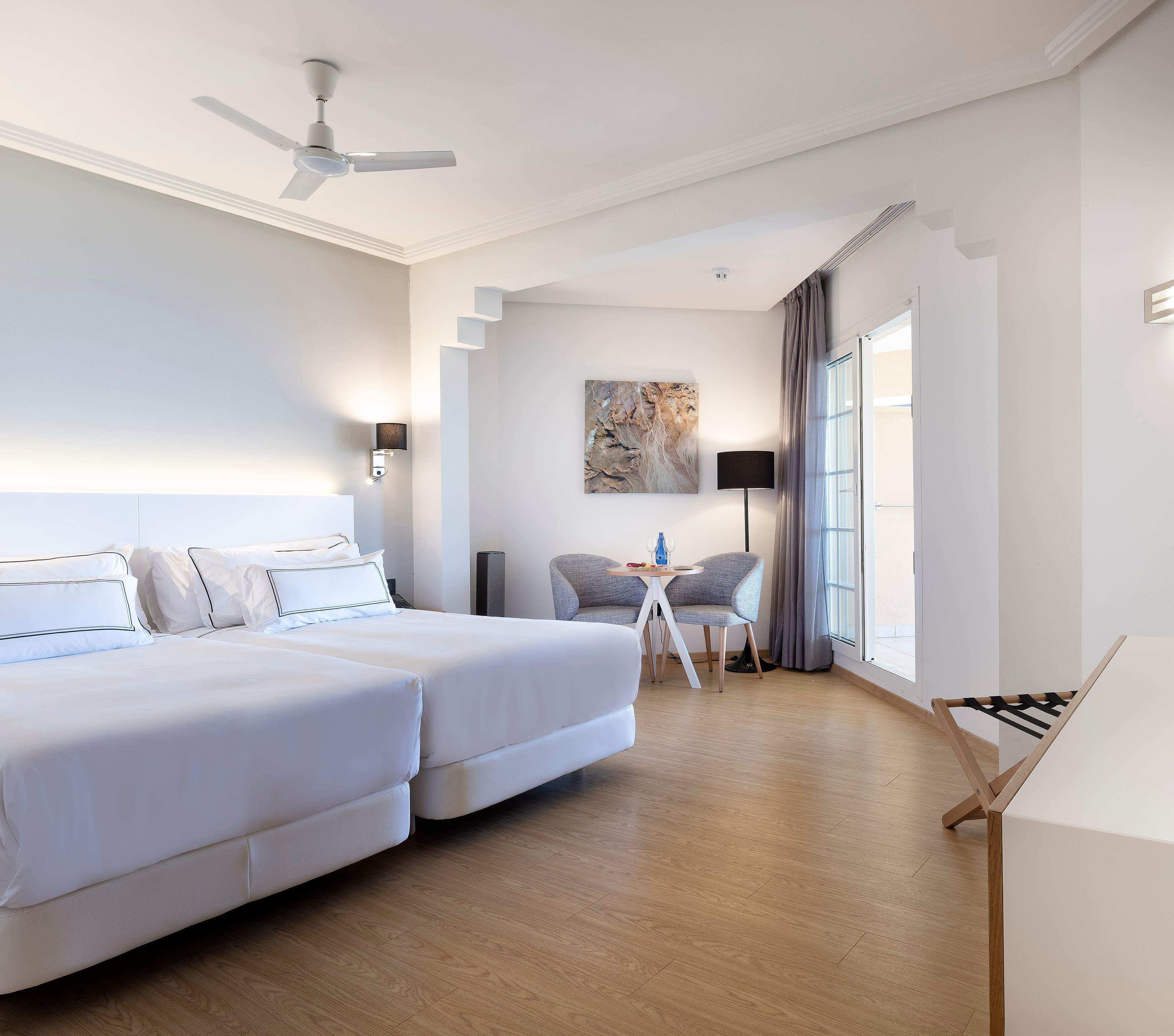 Double or Twin Standard