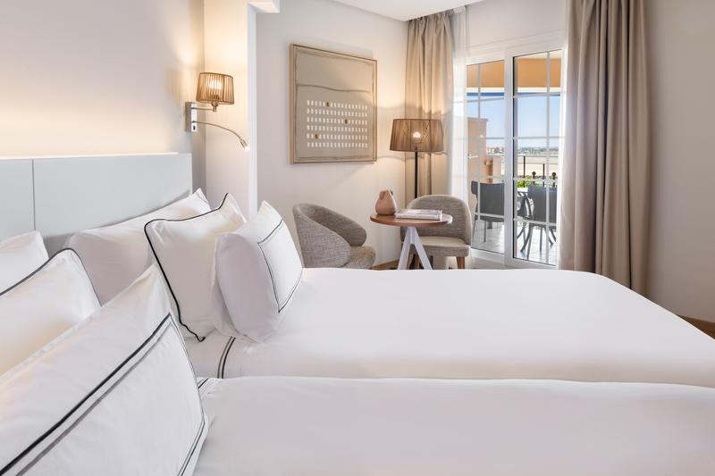 Double or Twin Sea View