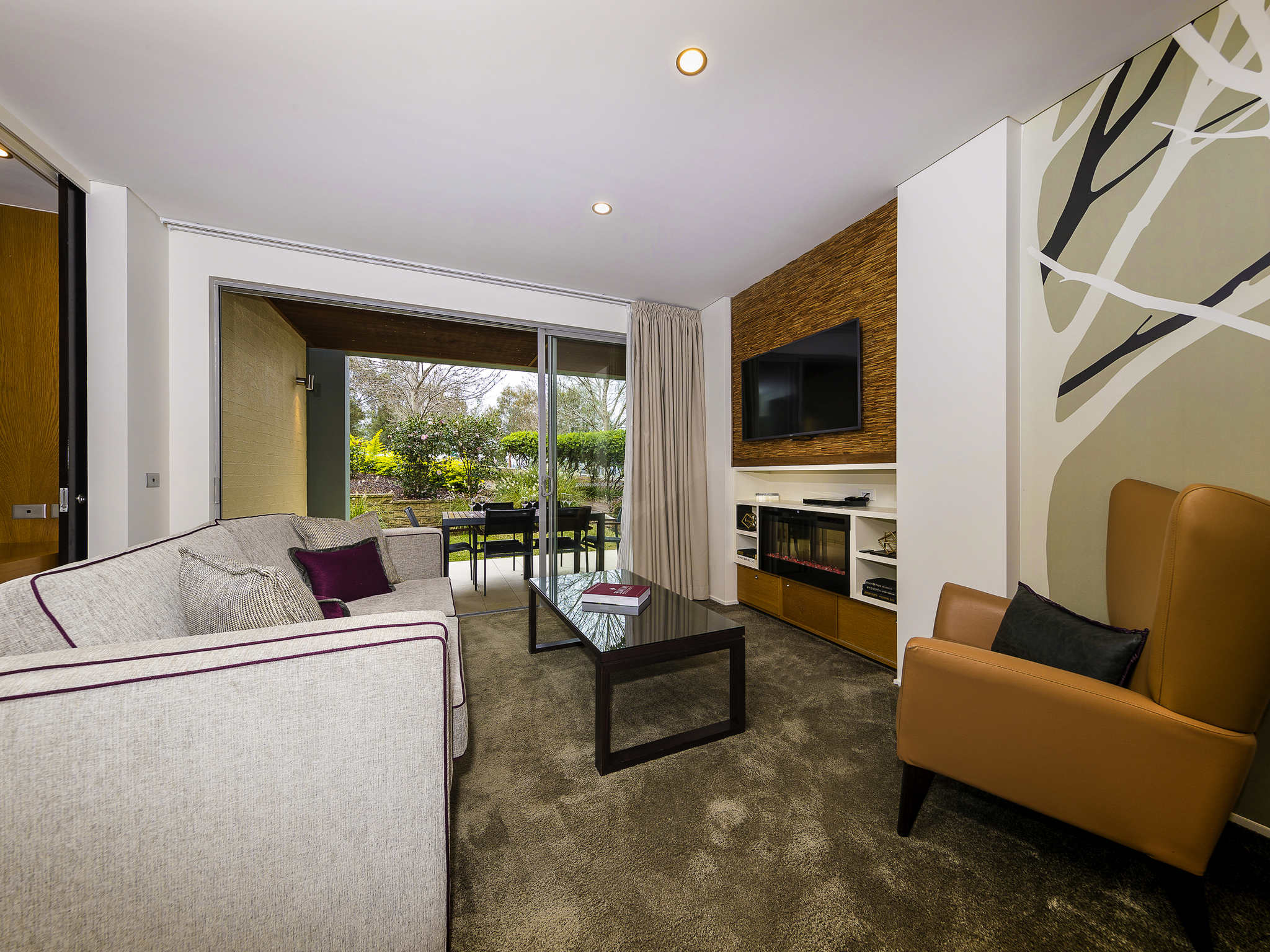 Apartment King Bed One Bedroom 