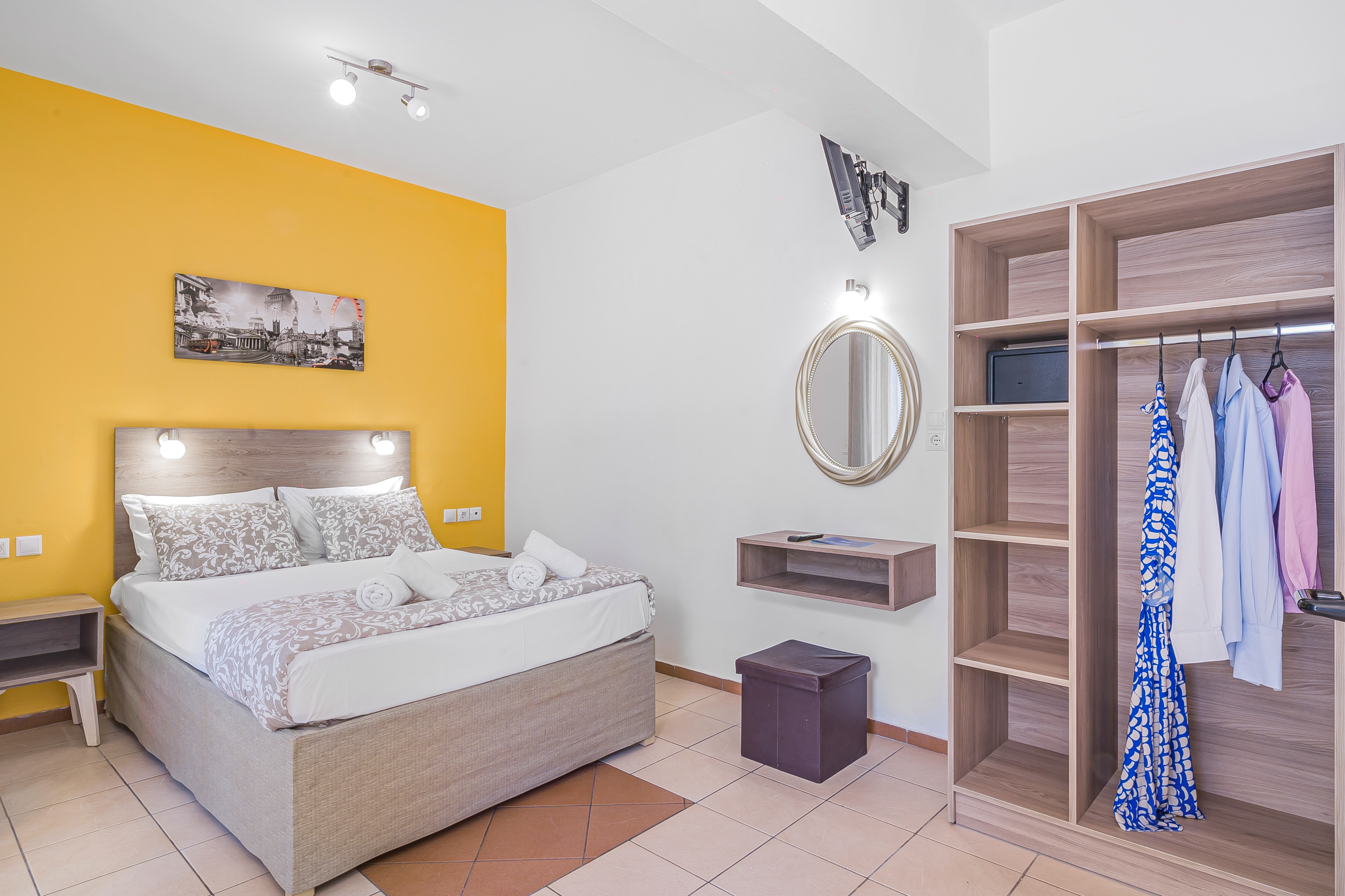 Studio Superior Capacity 3