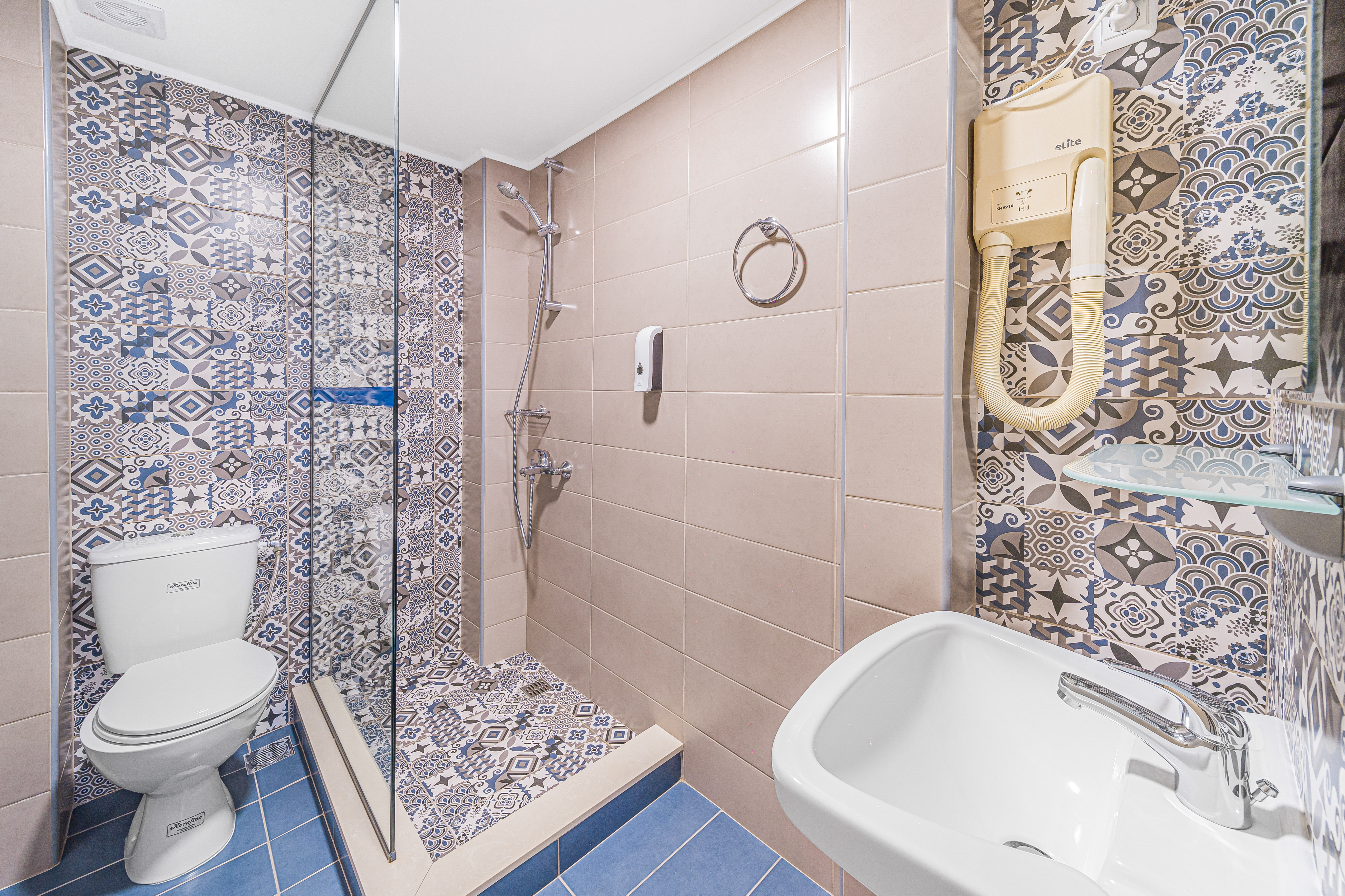 Studio Superior Capacity 2