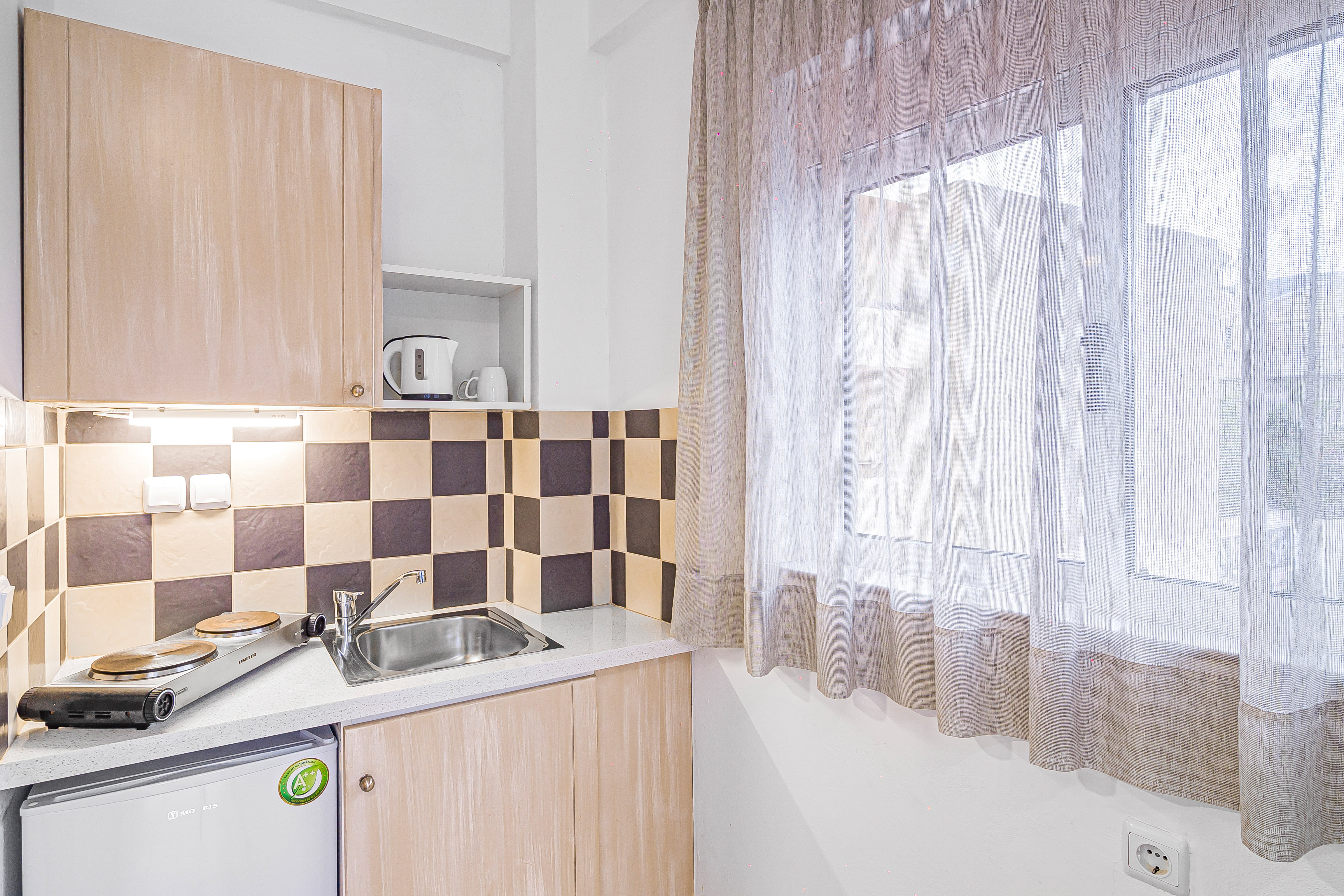 Studio Superior Capacity 2